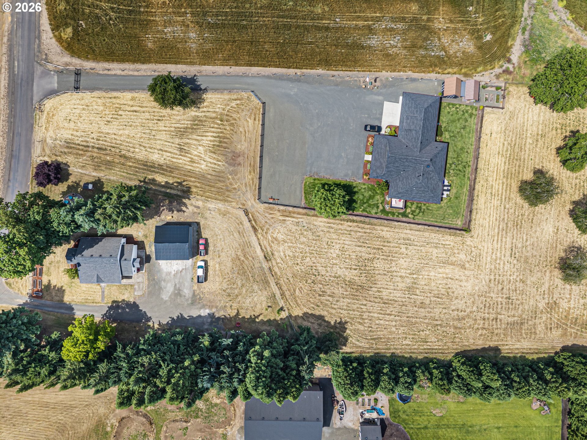 main property photo 43