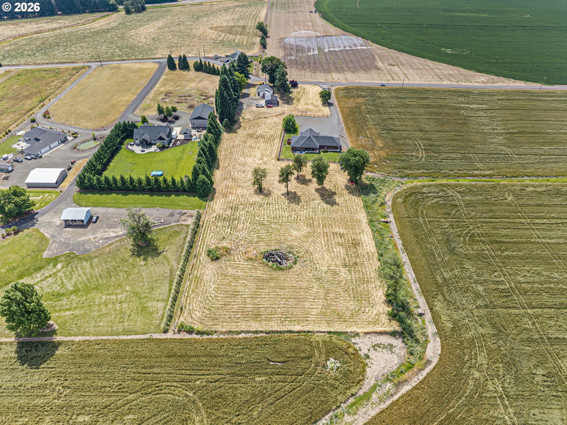 main property photo 44