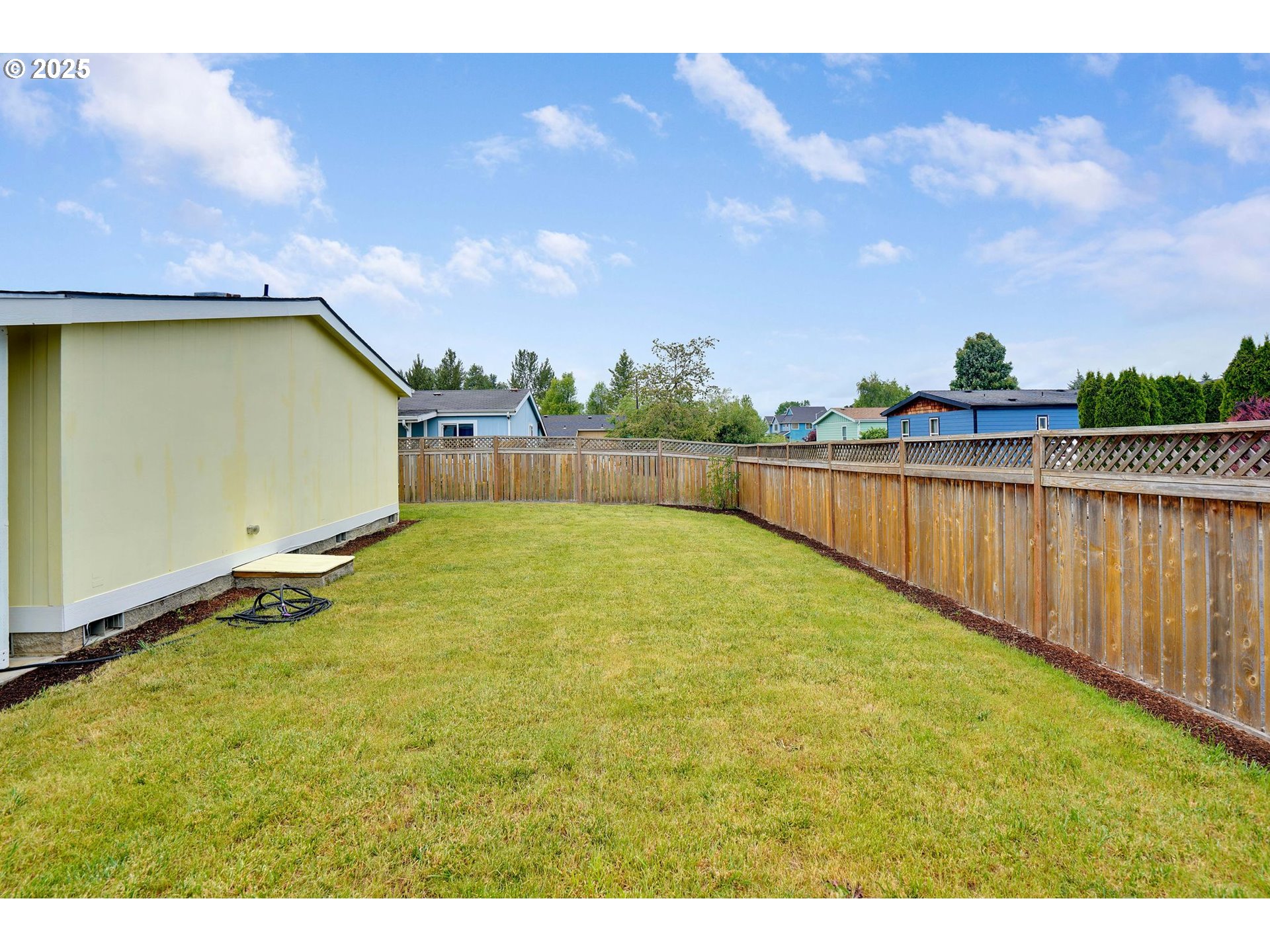 property viewer photo 27
