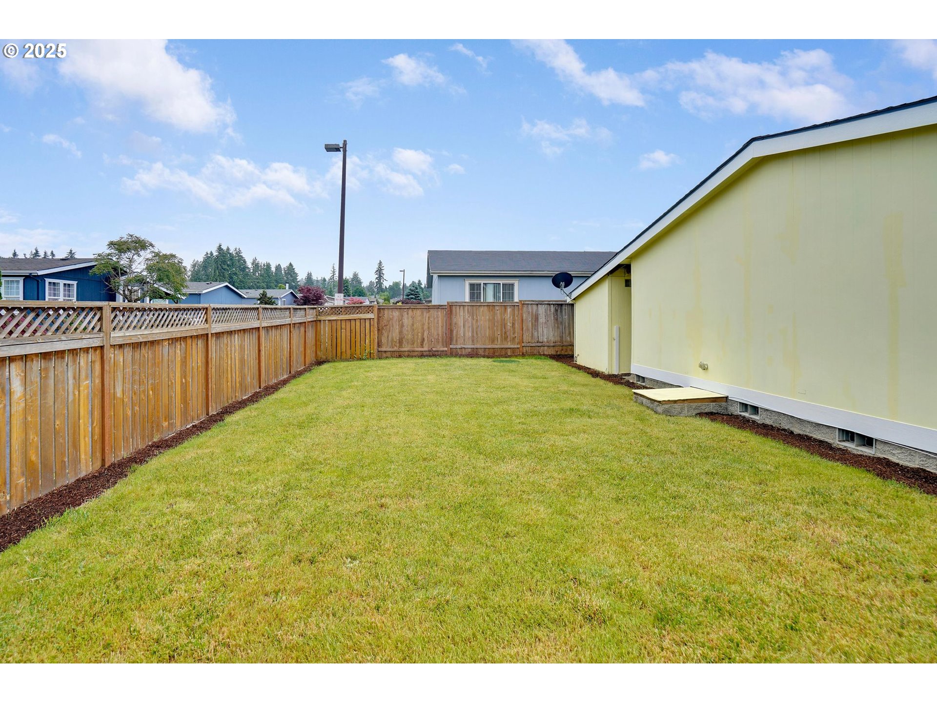property viewer photo 31