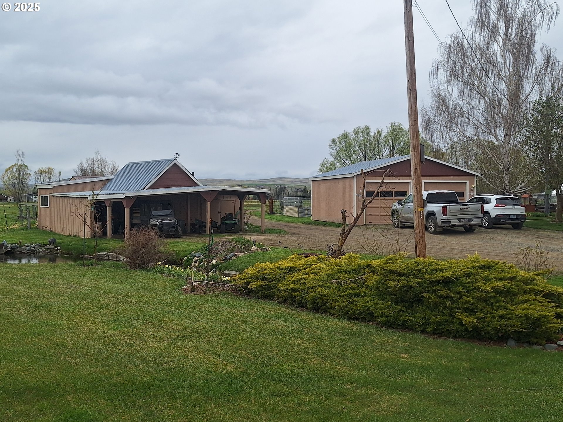 main property photo 12