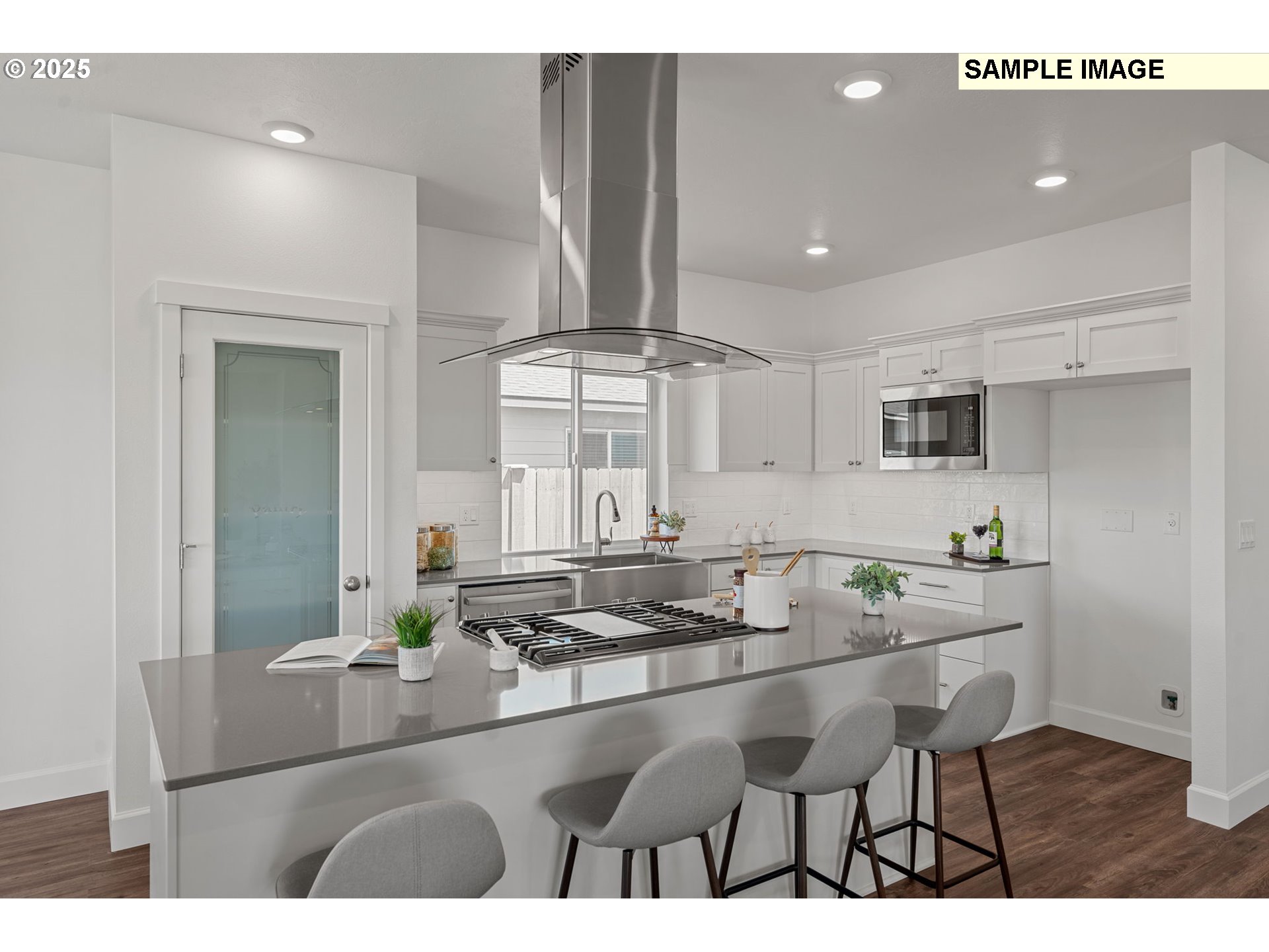 property viewer photo 10
