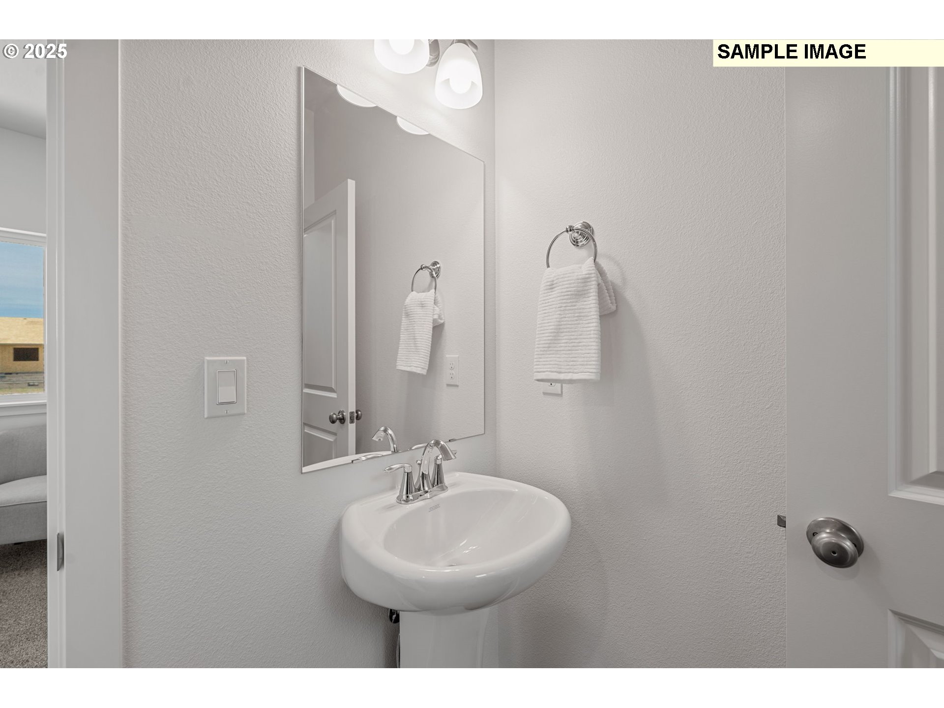property viewer photo 19