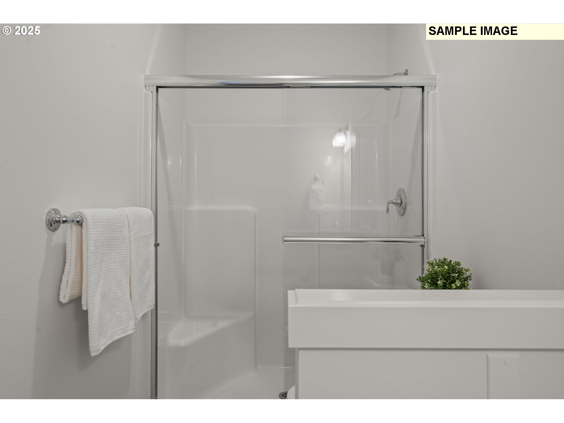 property viewer photo 20