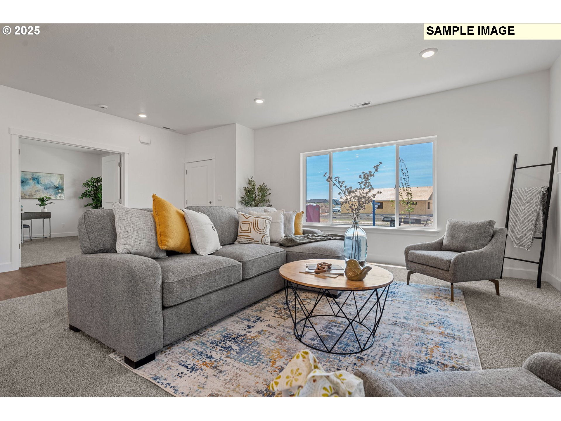 property viewer photo 9