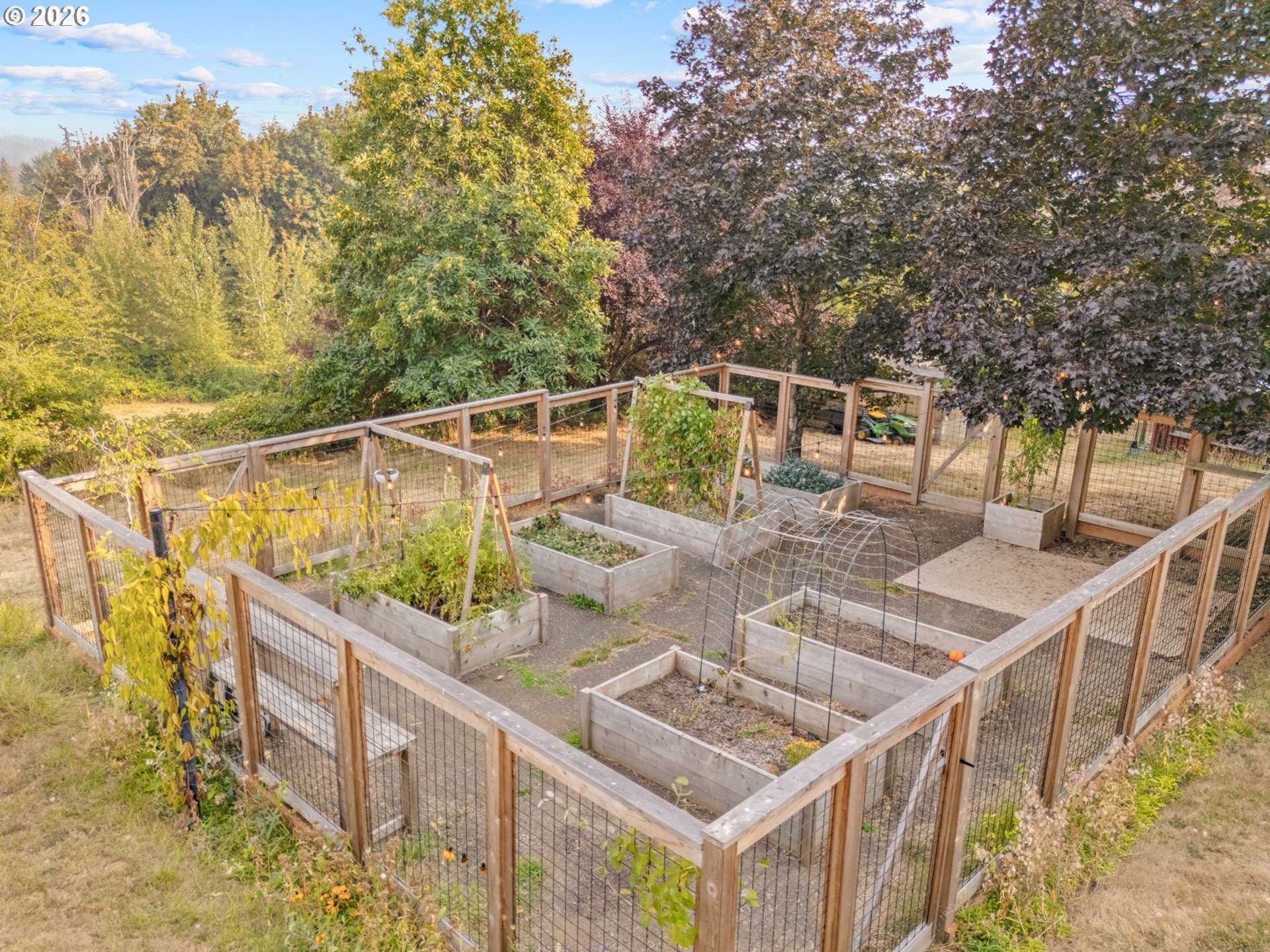 main property photo 44