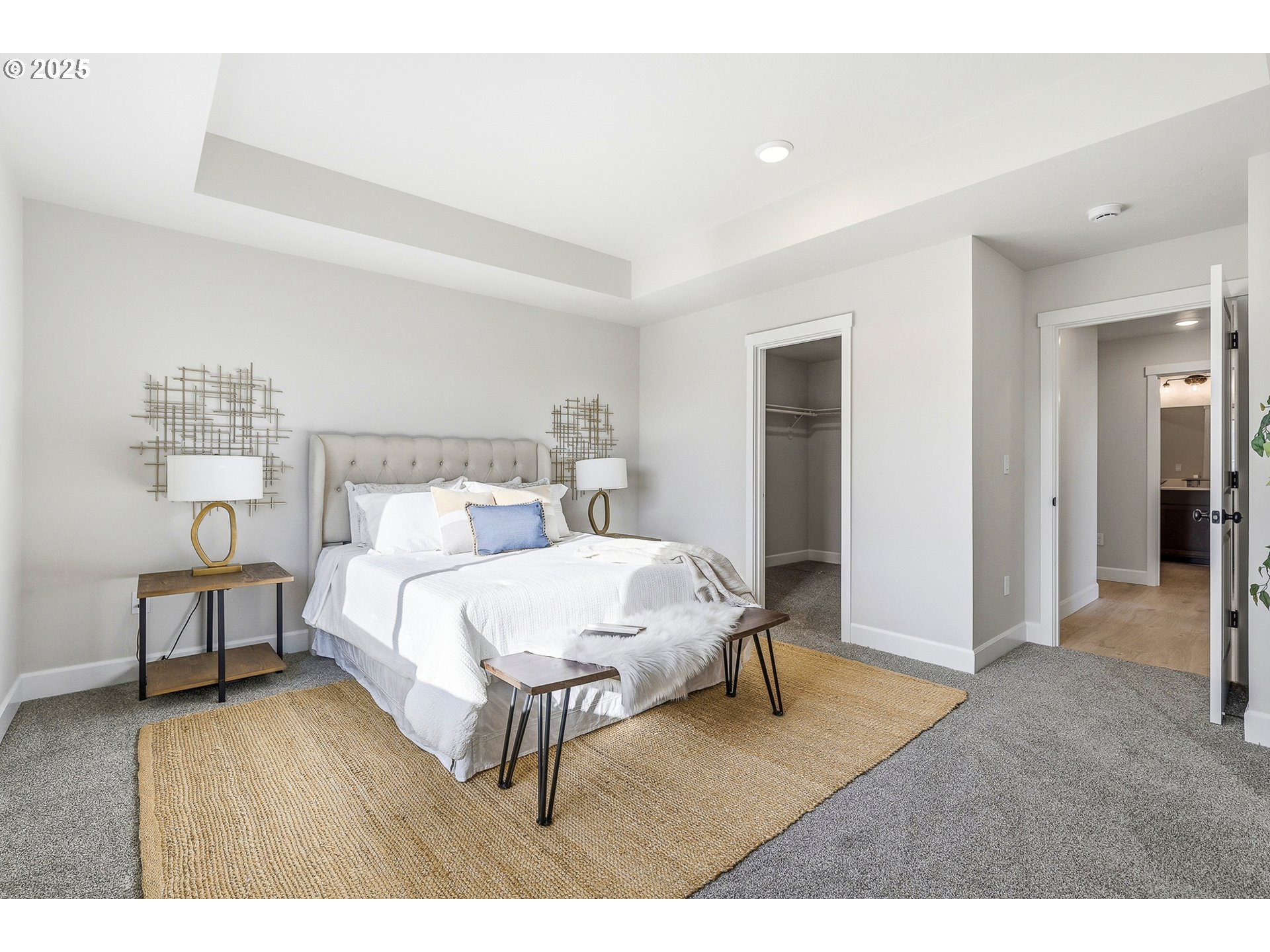property viewer photo 18