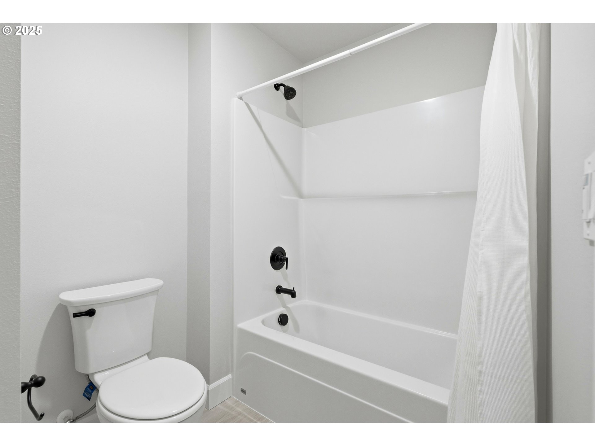 property viewer photo 27
