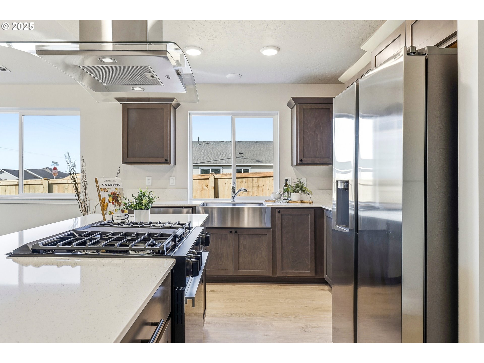 property viewer photo 7