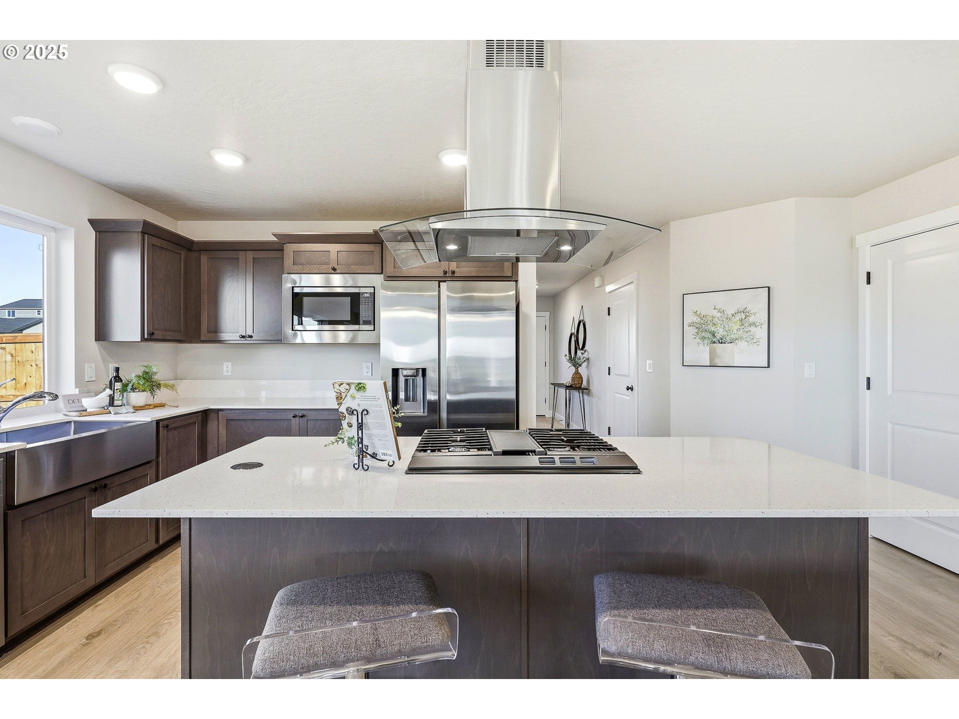 property viewer photo 8