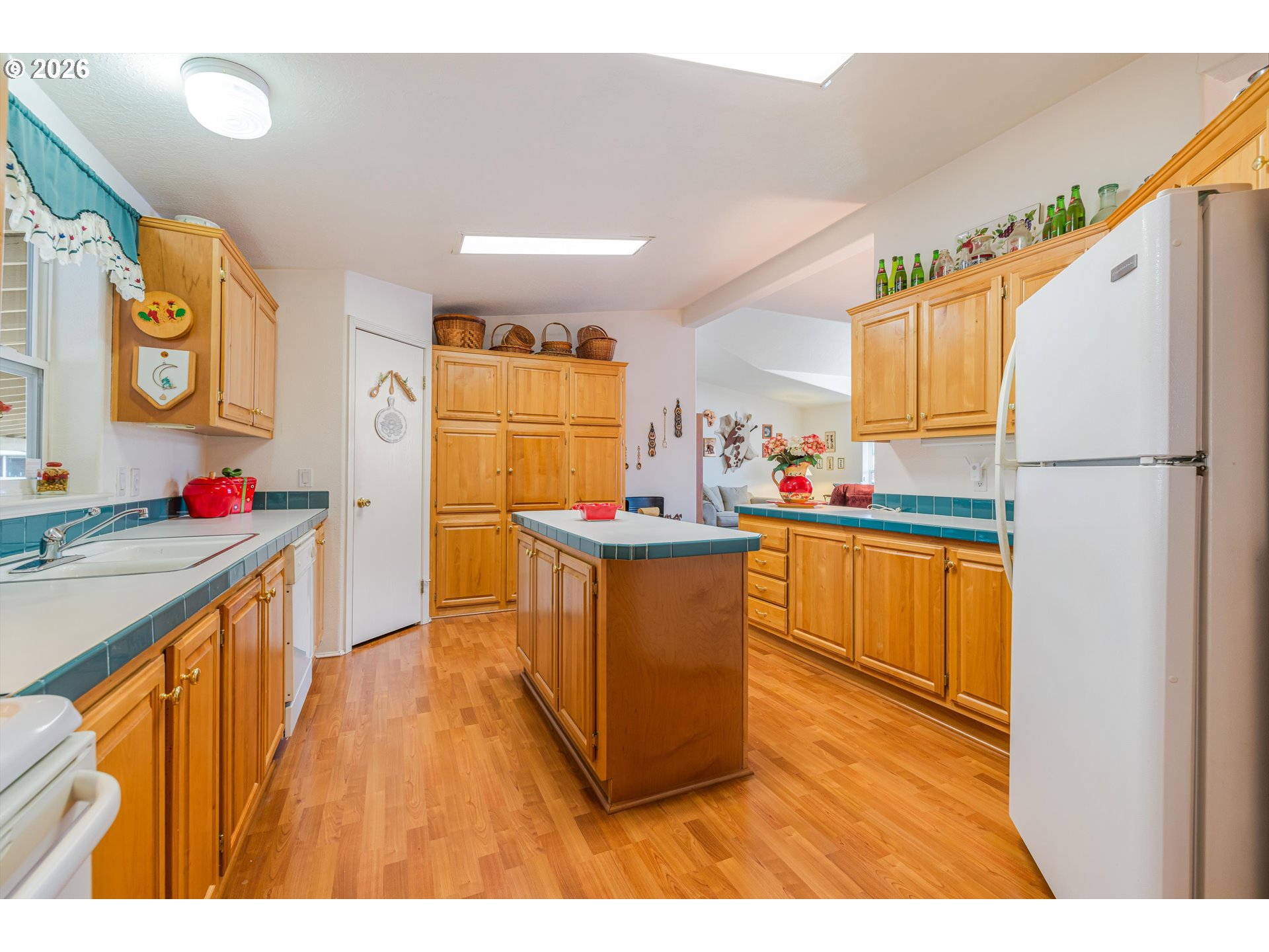 main property photo 15