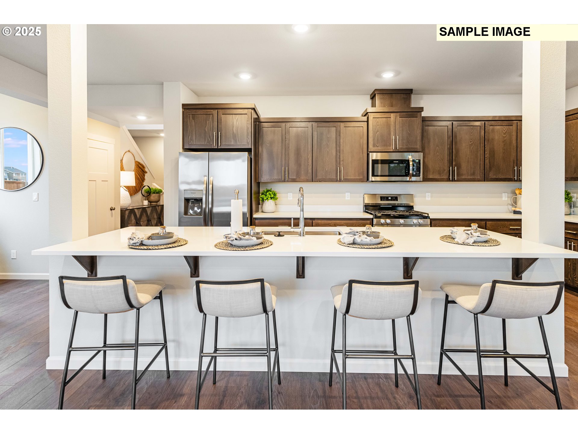 property viewer photo 2