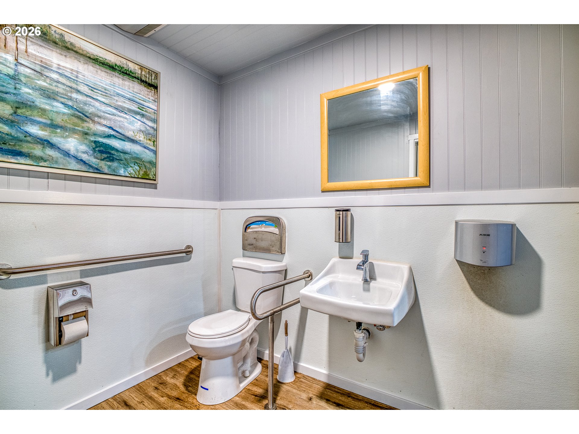 main property photo 15