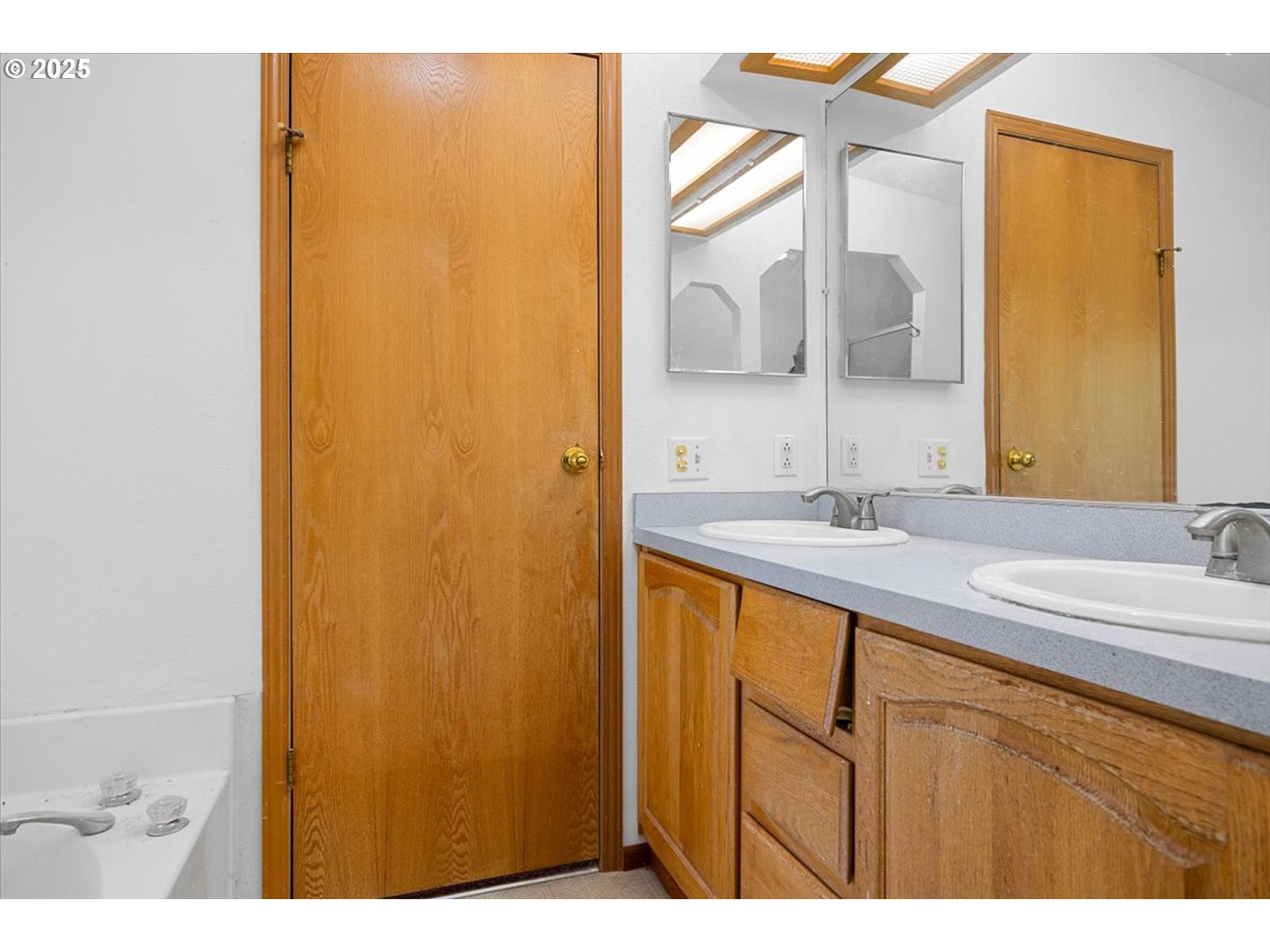 property viewer photo 32