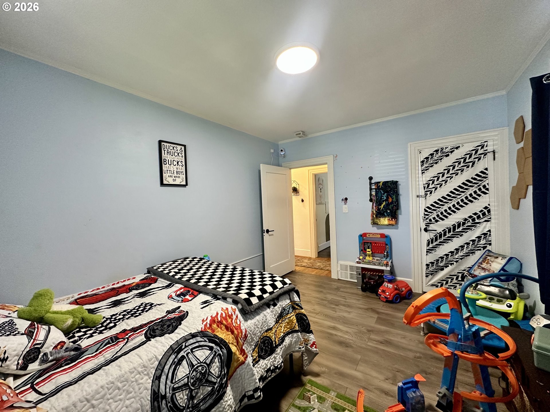 main property photo 27