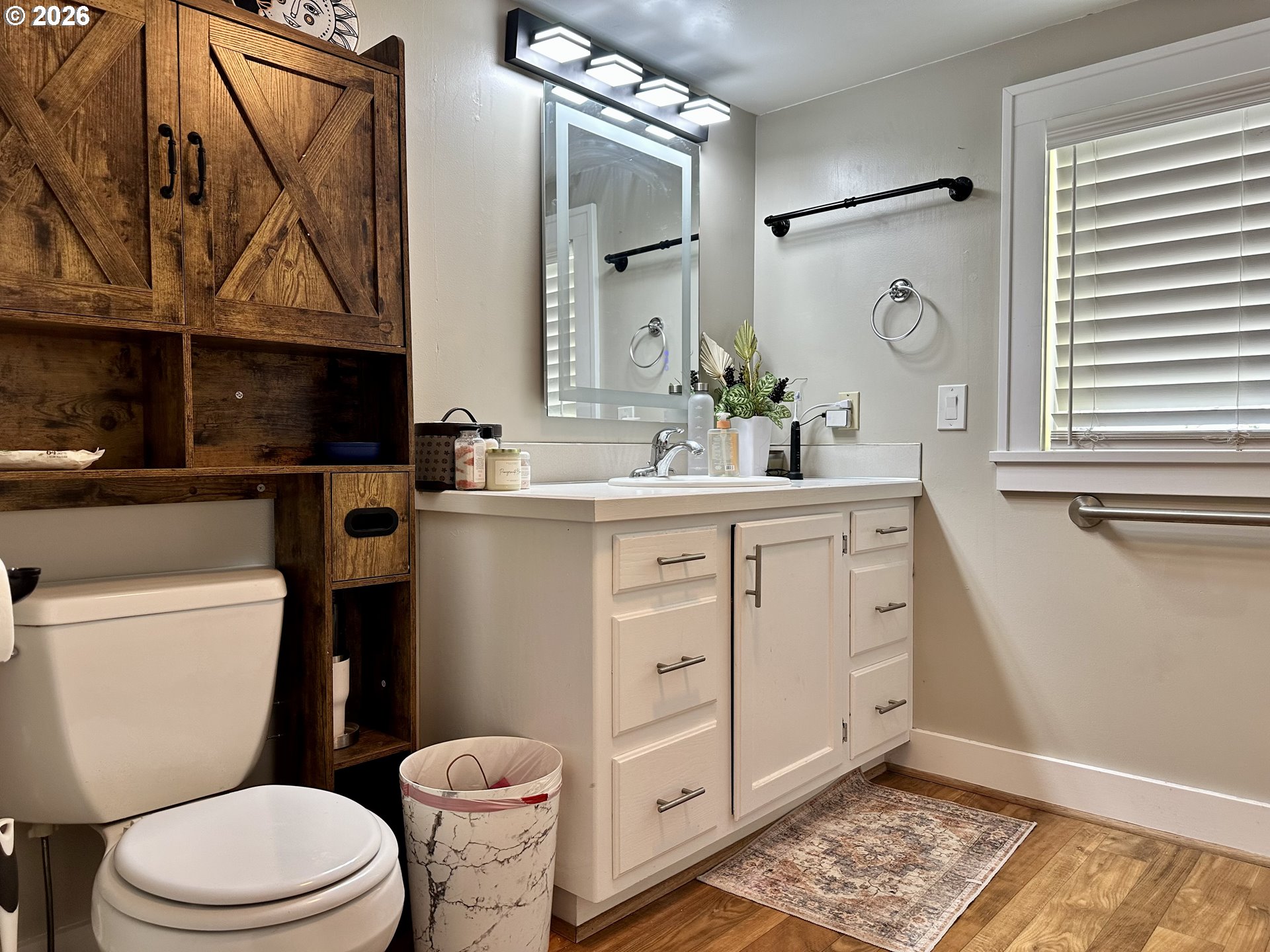 main property photo 31