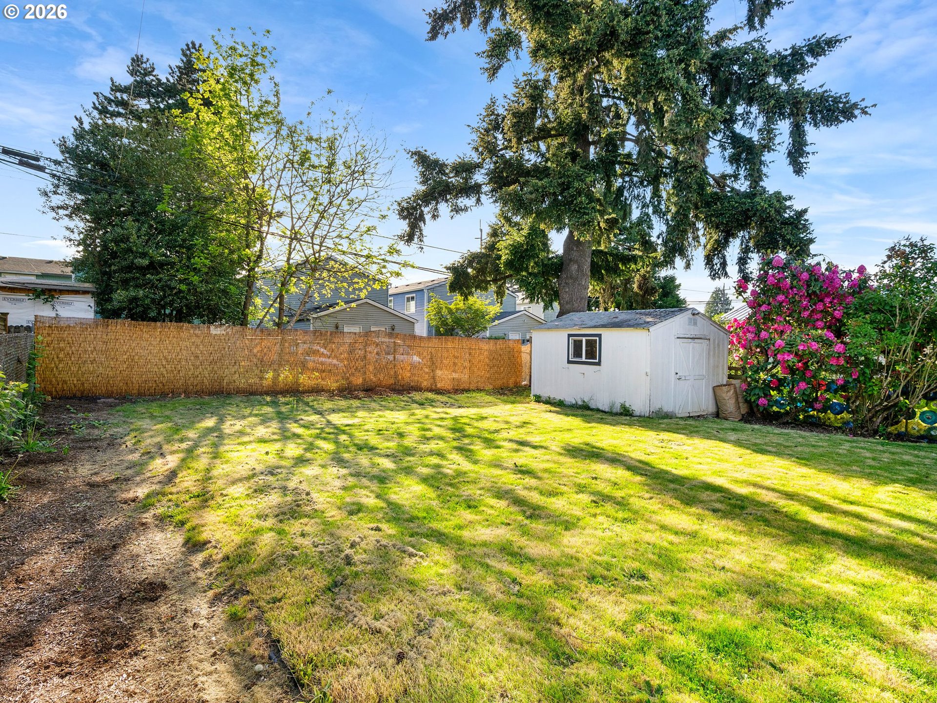 property viewer photo 27