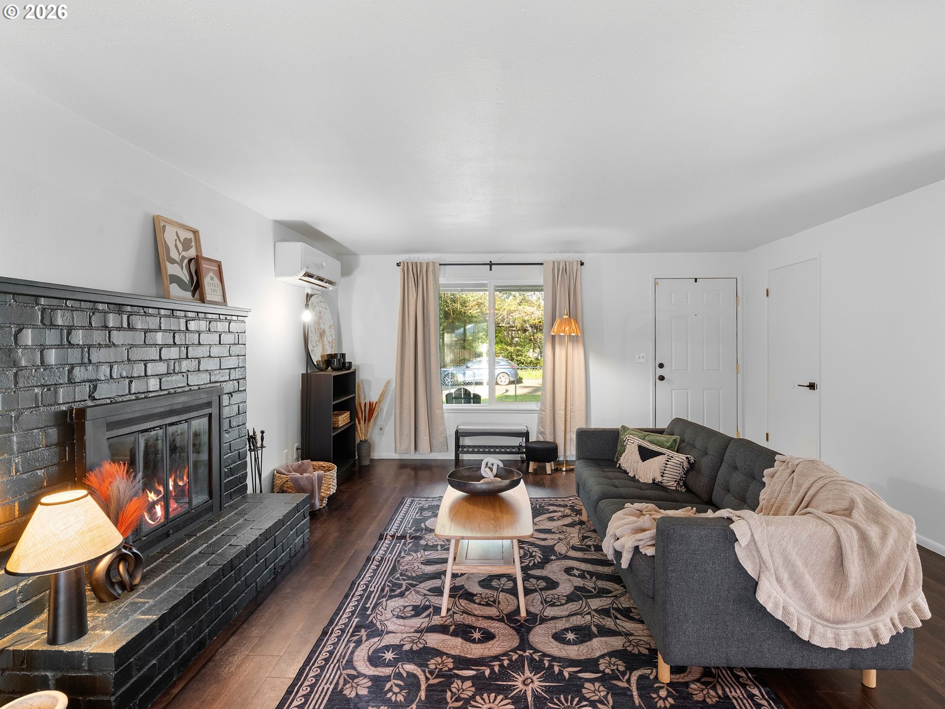 property viewer photo 5