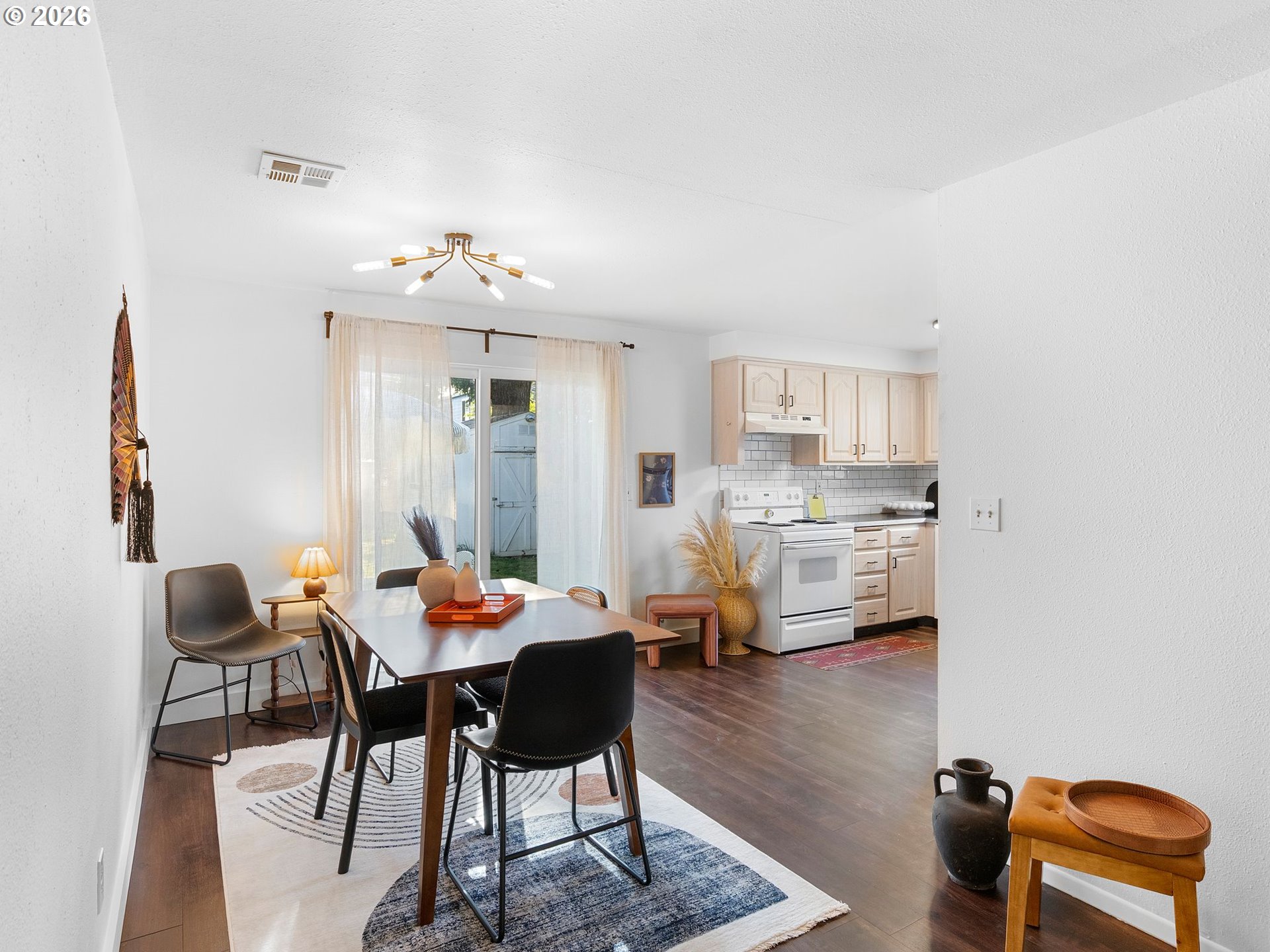 property viewer photo 9