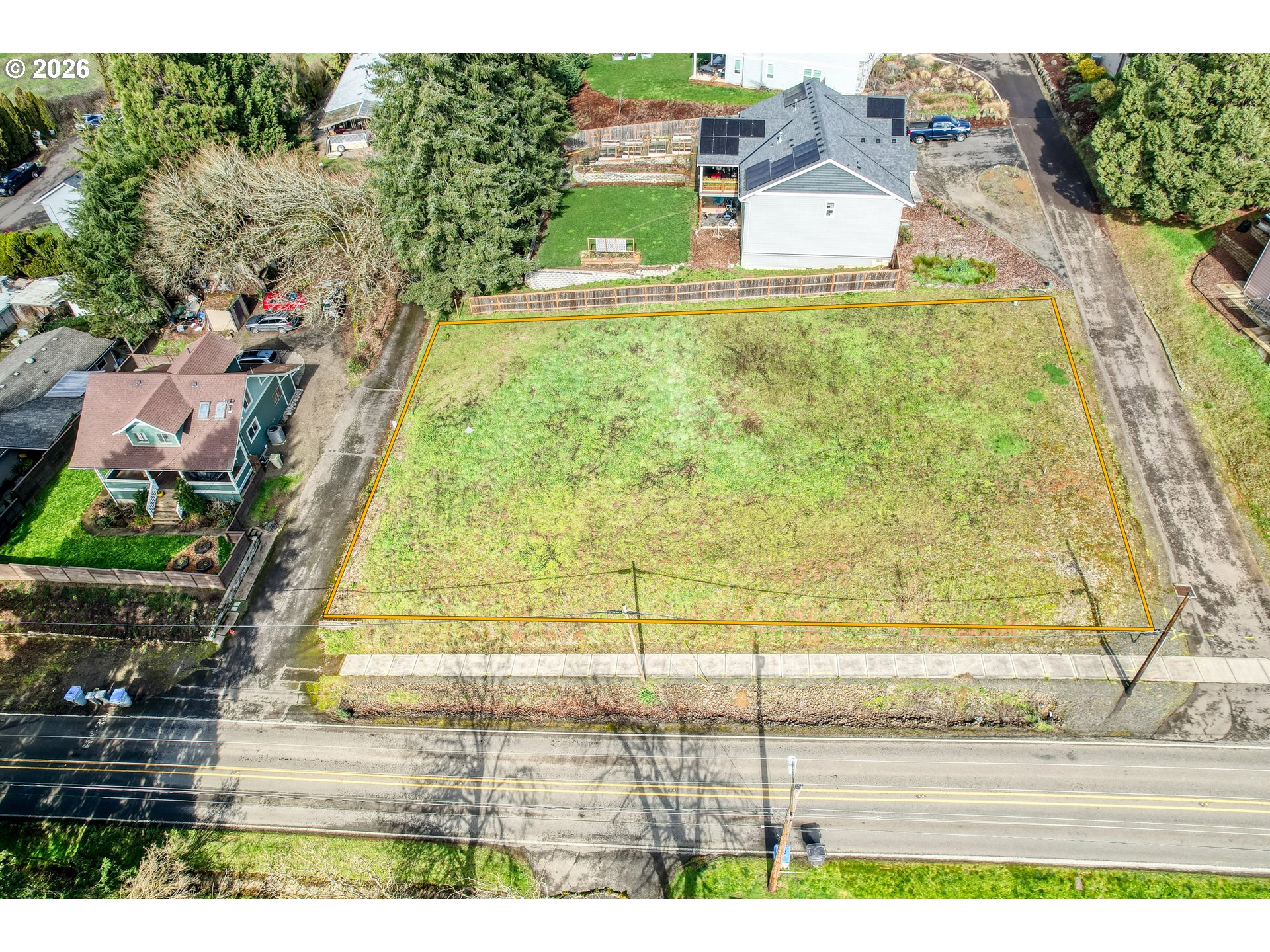 main property photo 4