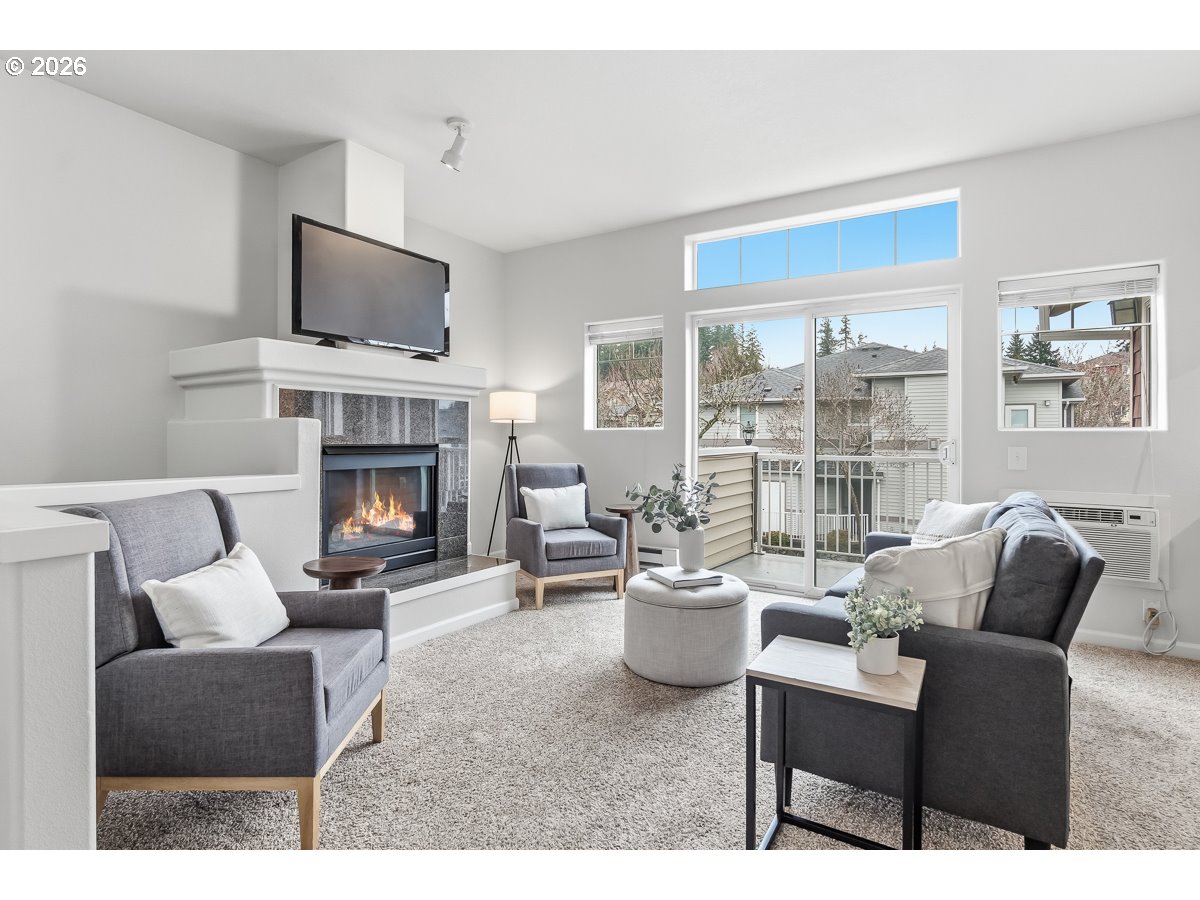 property viewer photo 1