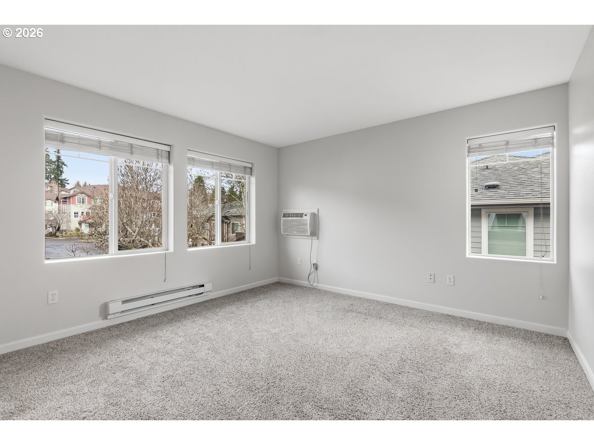 property viewer photo 10