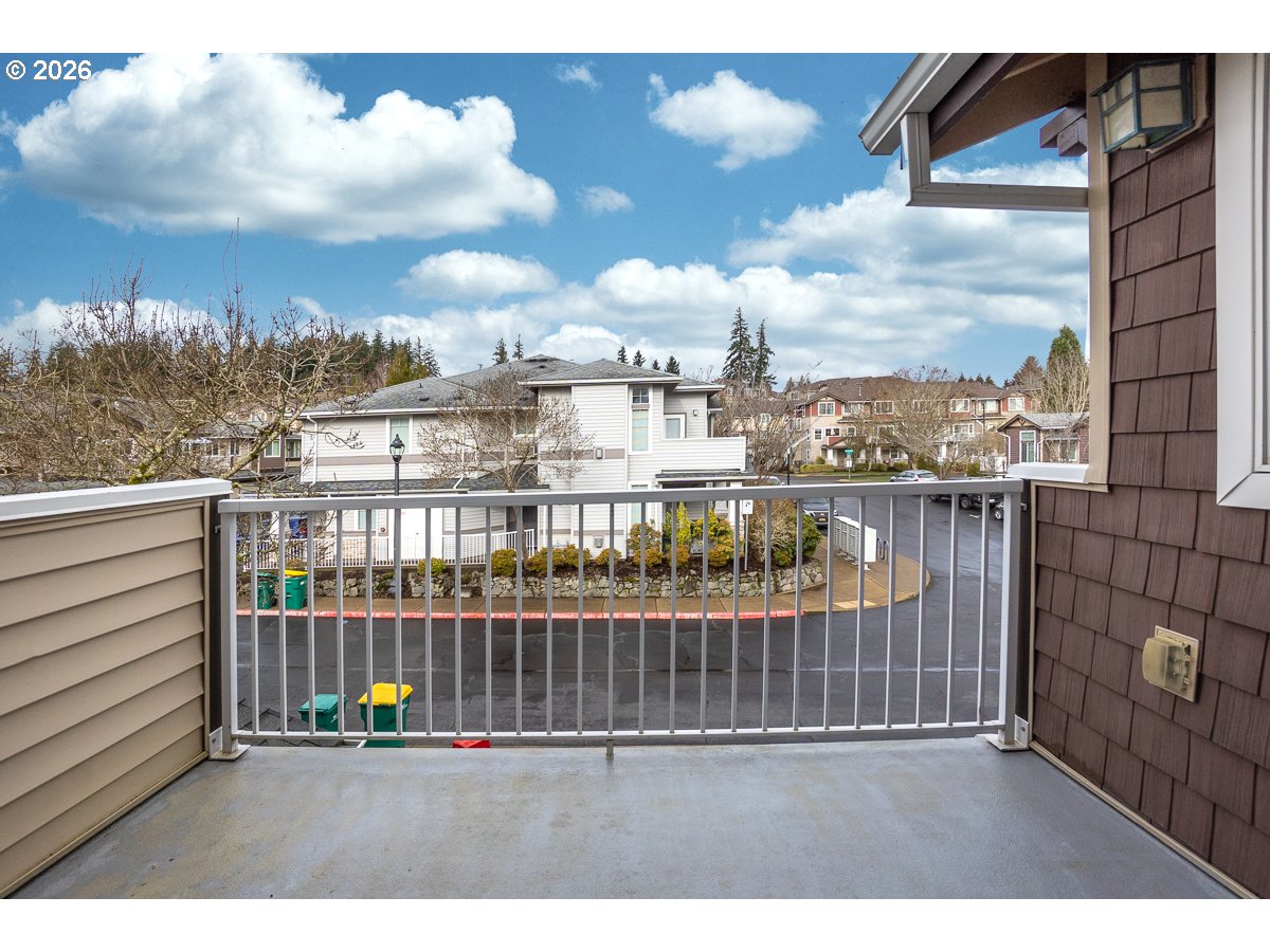 property viewer photo 16