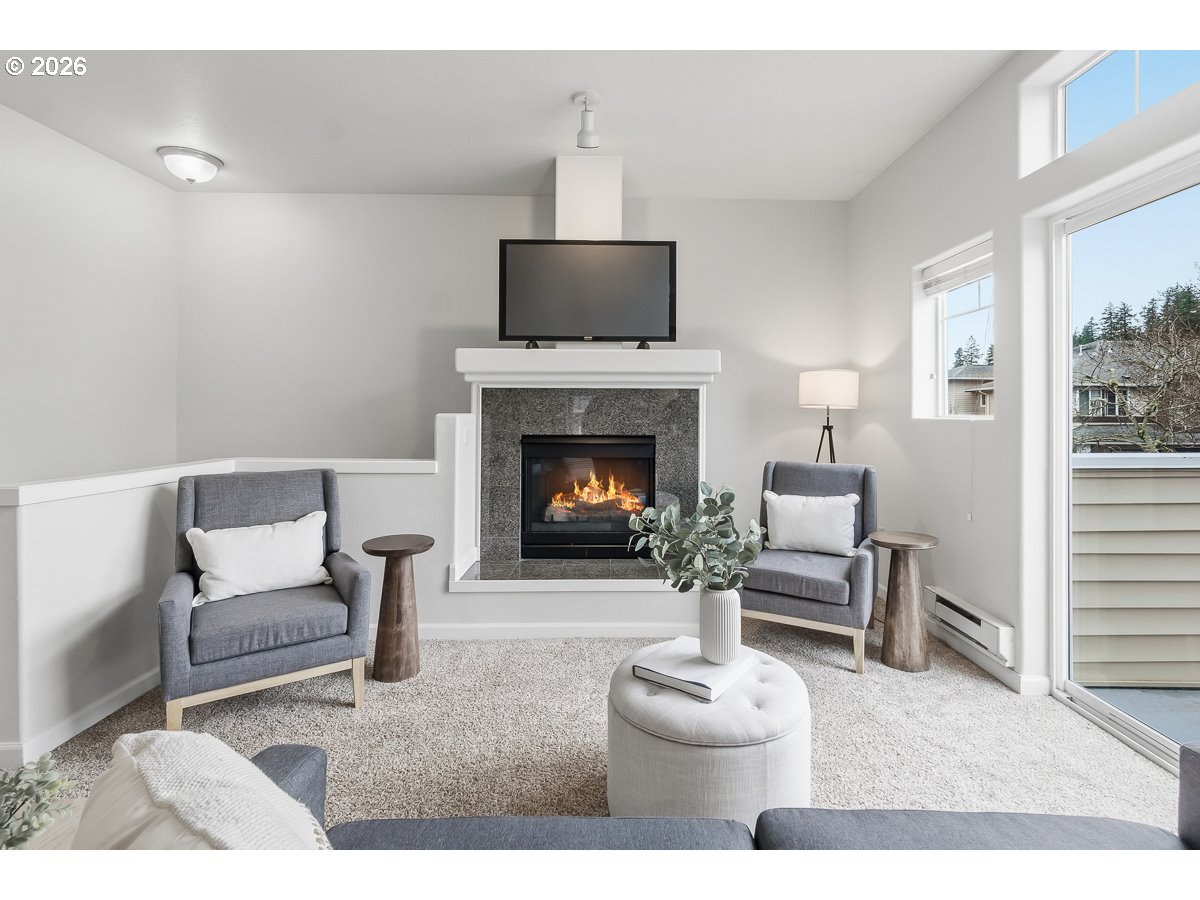 property viewer photo 2
