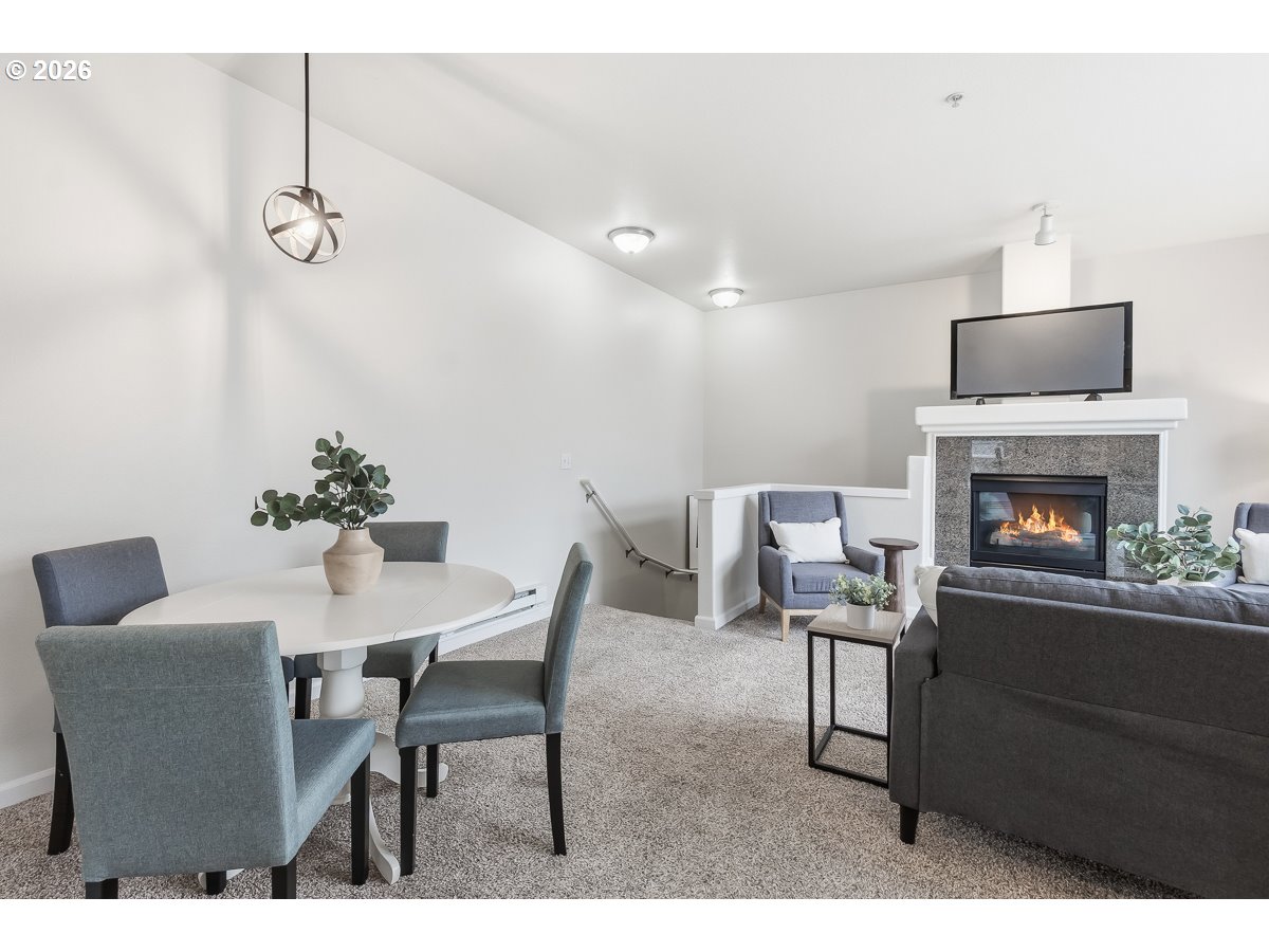 property viewer photo 9