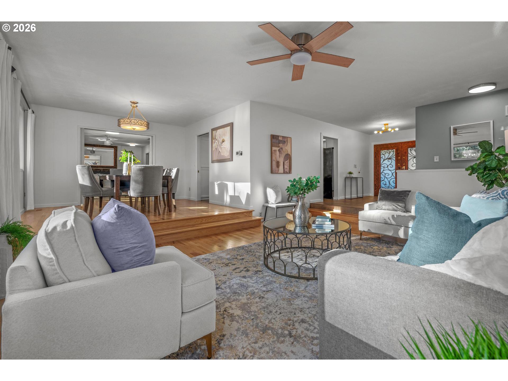 property viewer photo 11