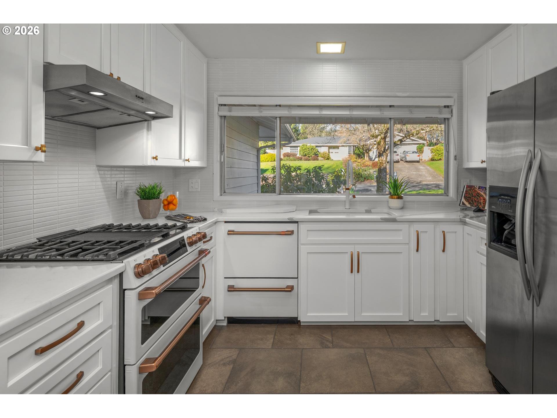 property viewer photo 20