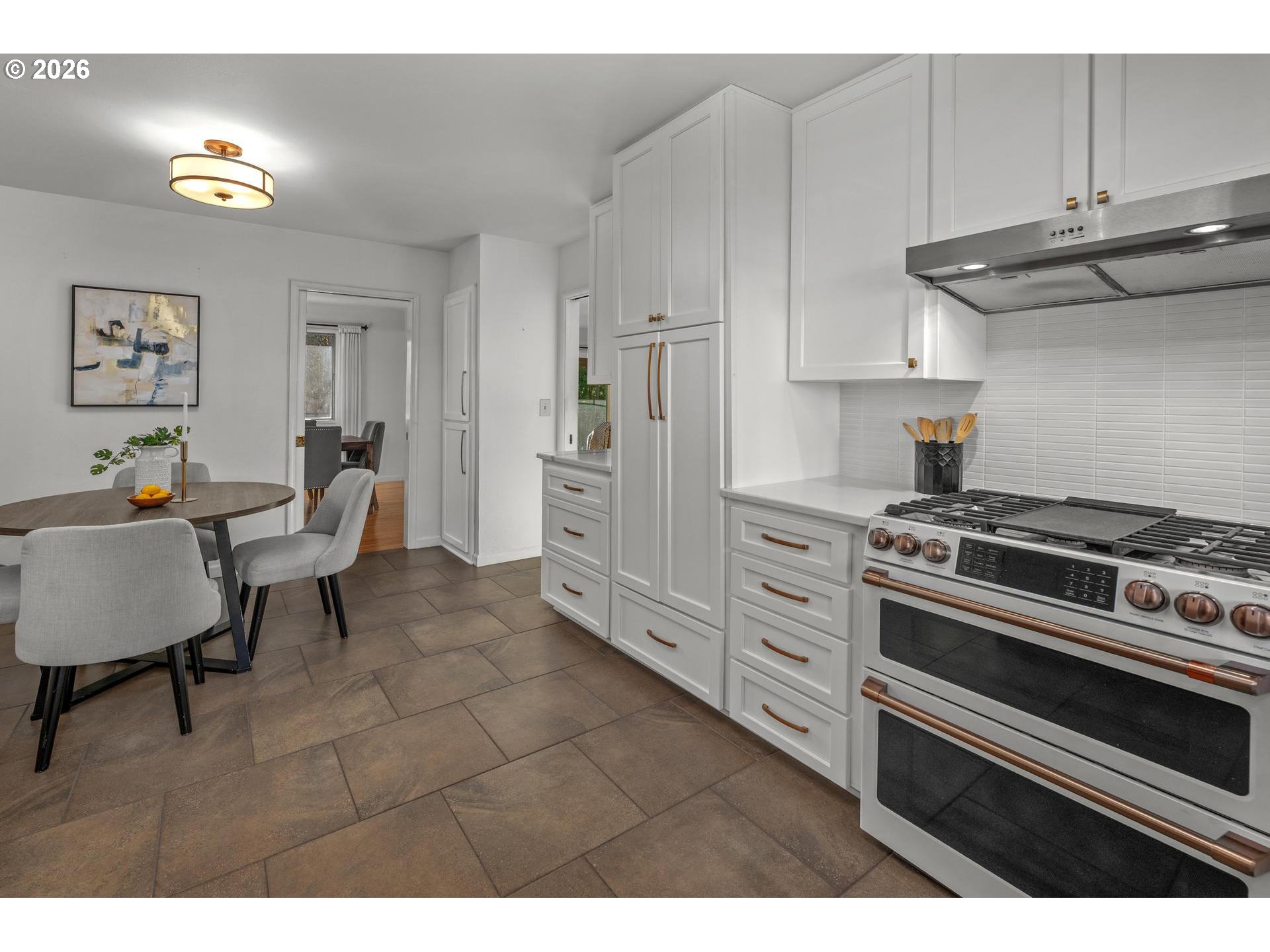 property viewer photo 22