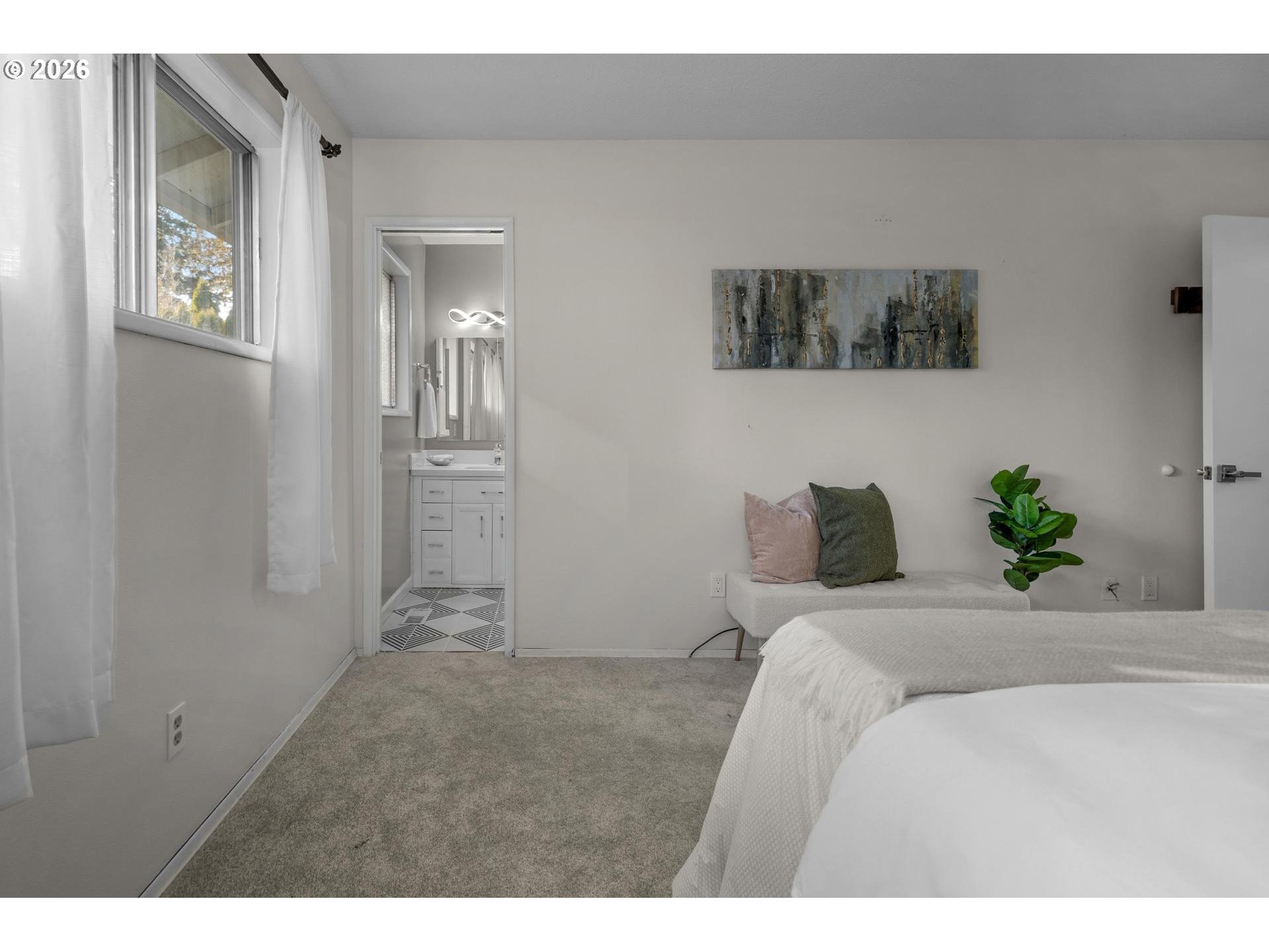 property viewer photo 28