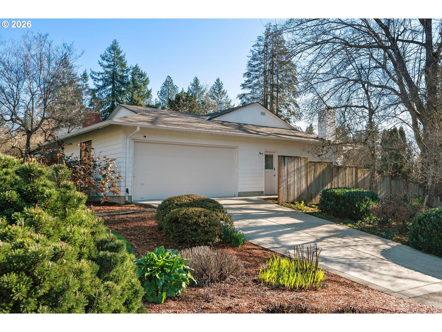 property viewer photo 3
