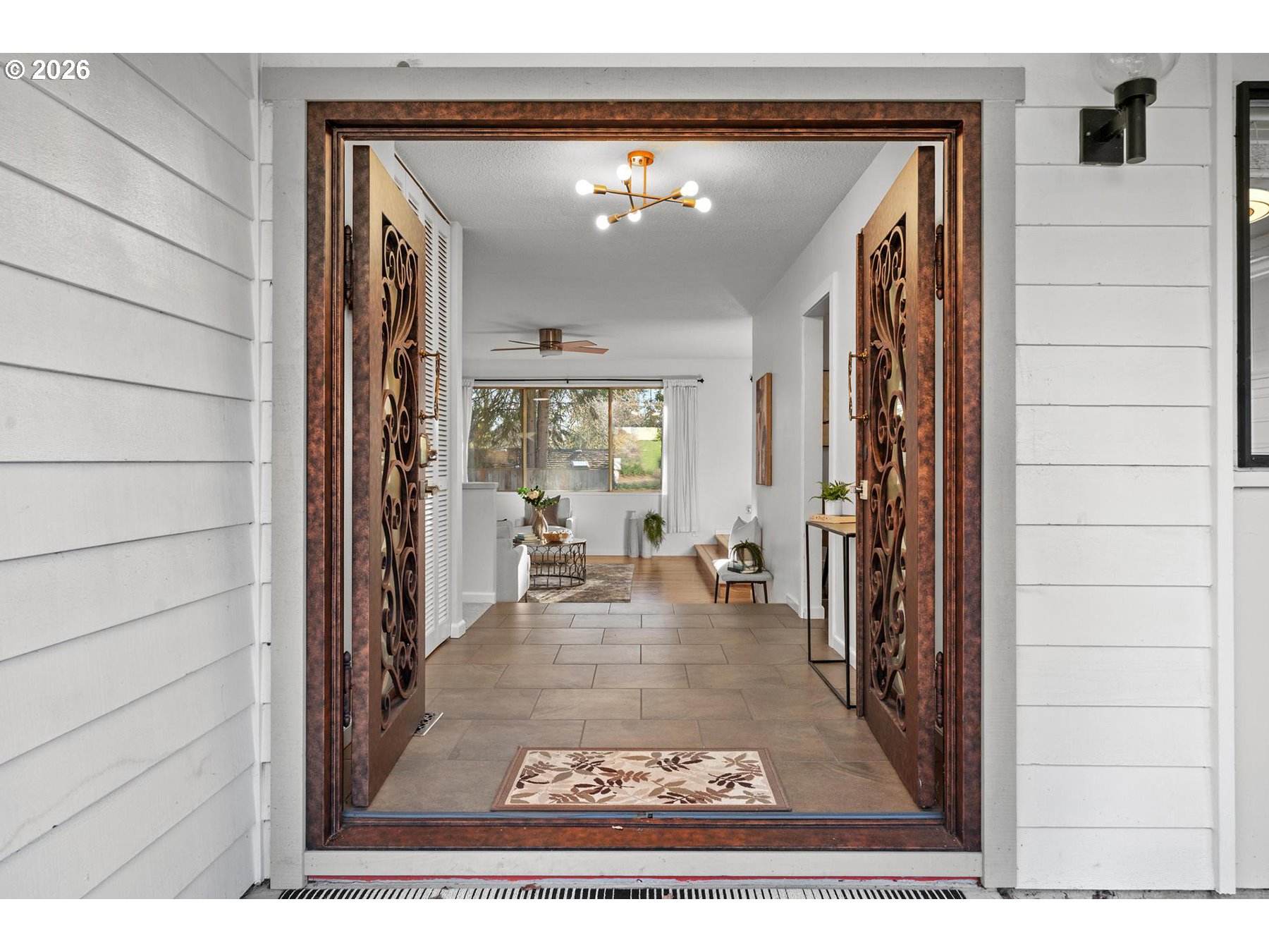 property viewer photo 5