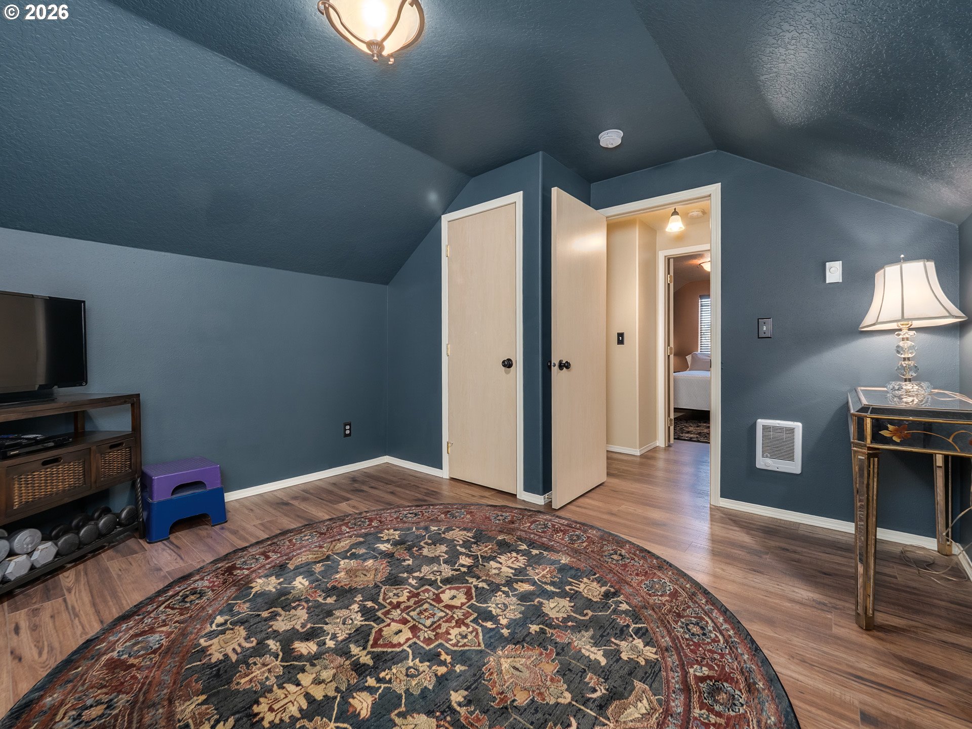 main property photo 27