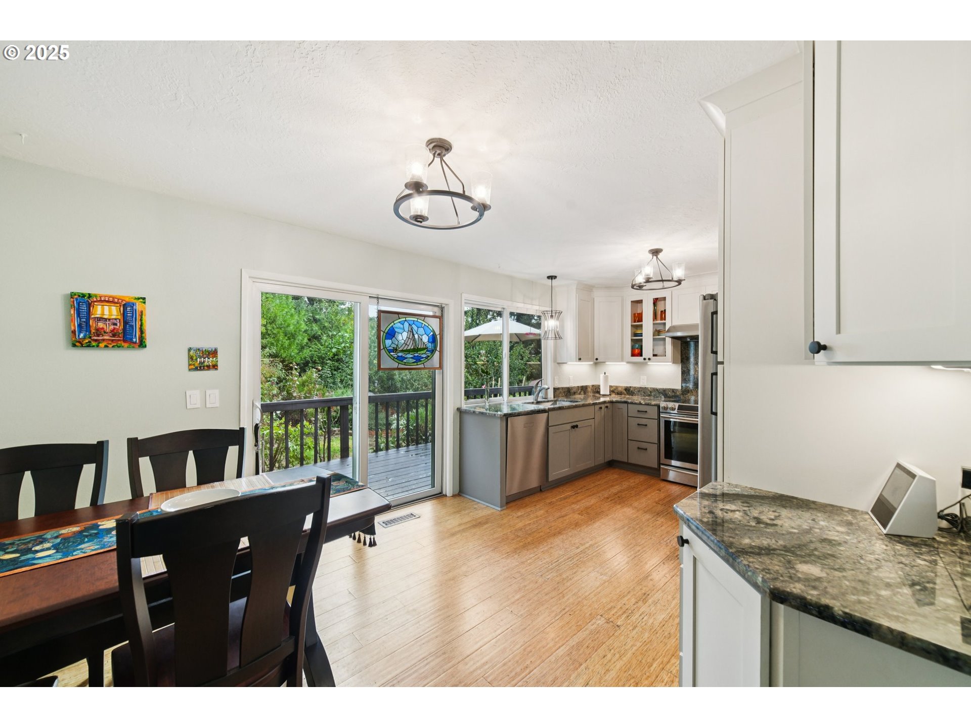 property viewer photo 11