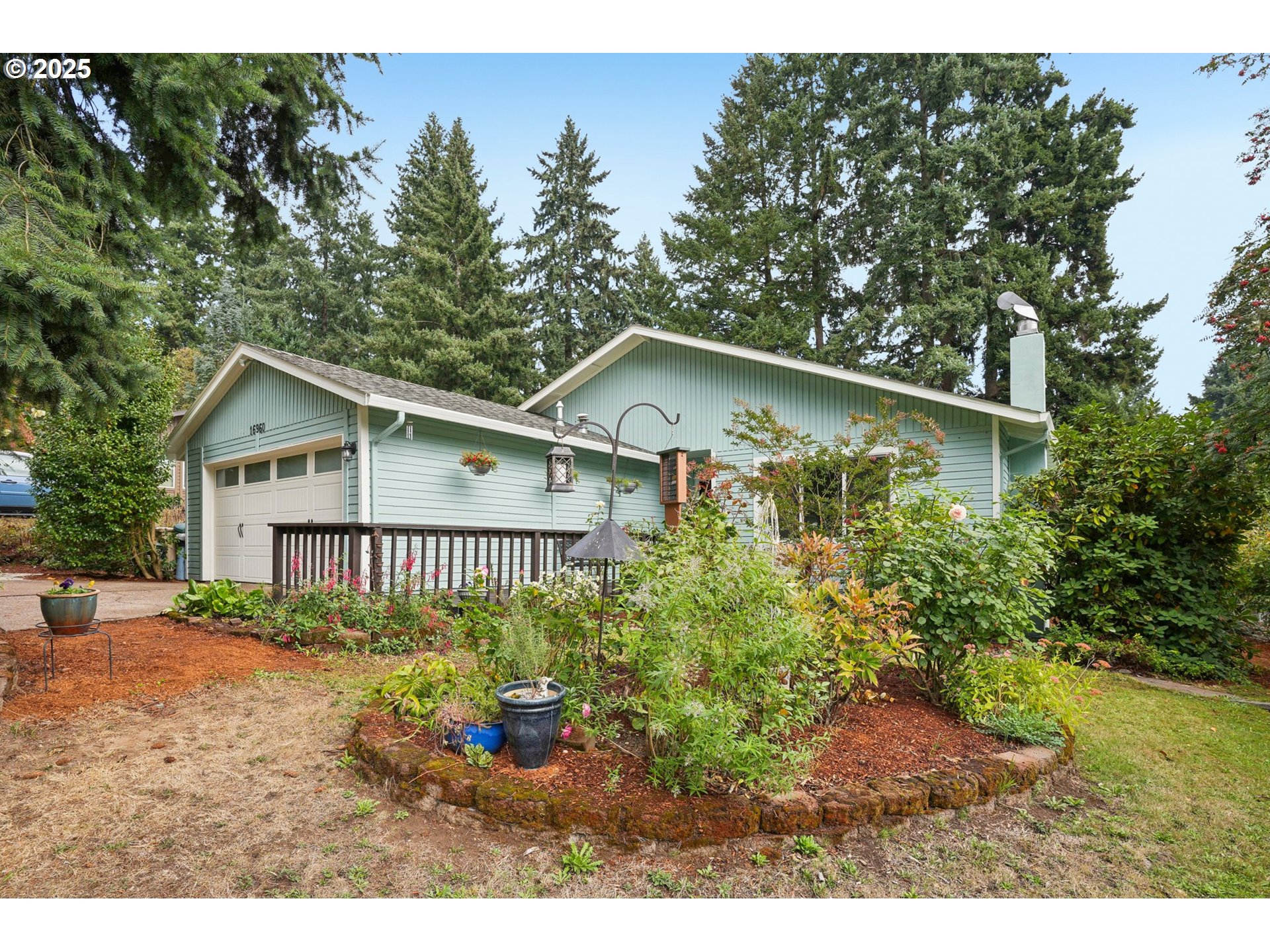 property viewer photo 2