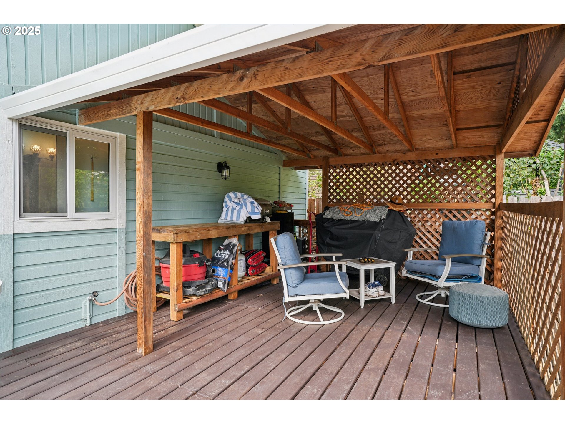 property viewer photo 23