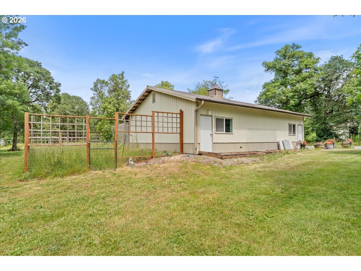 main property photo 42