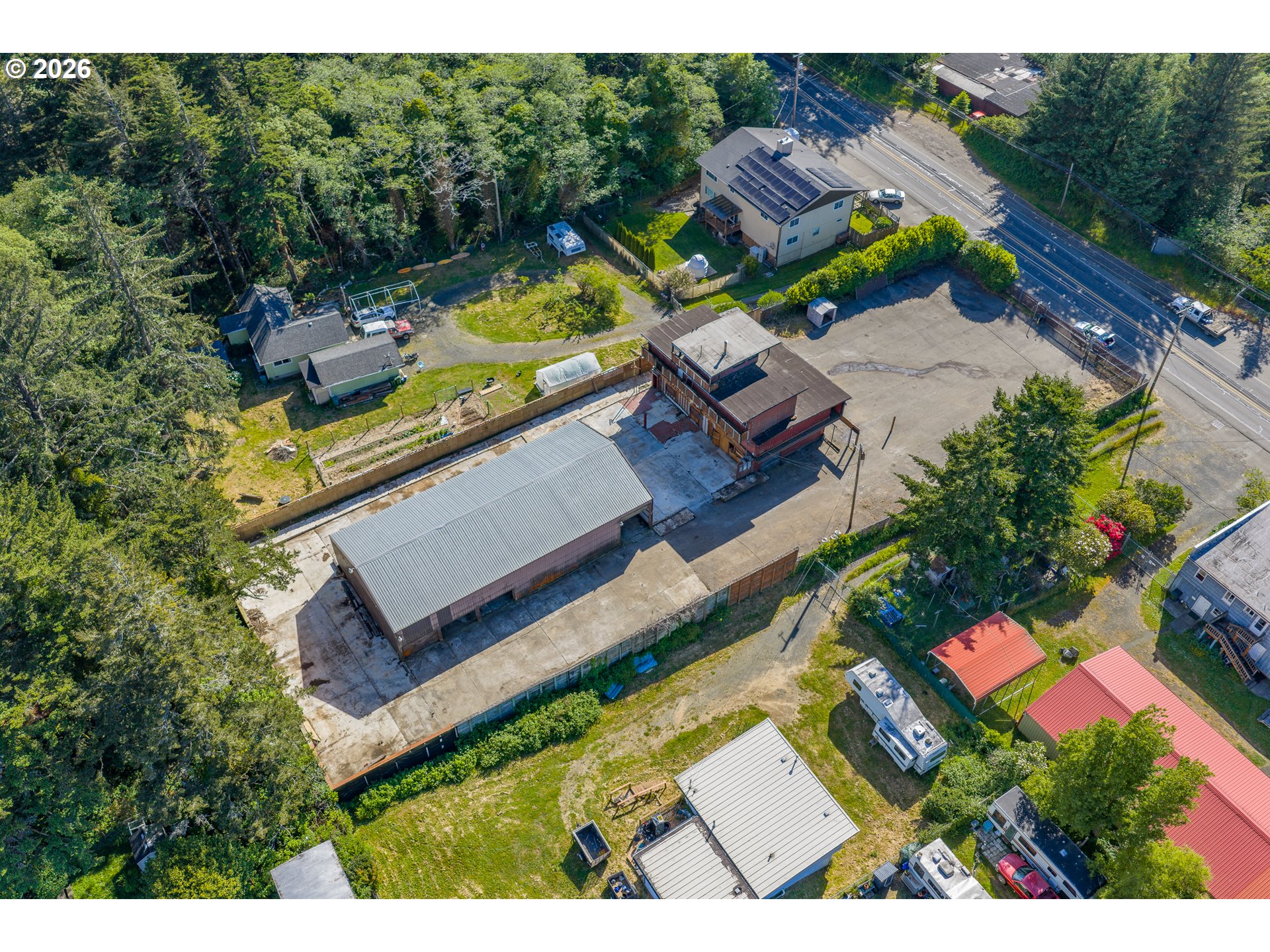 main property photo 10