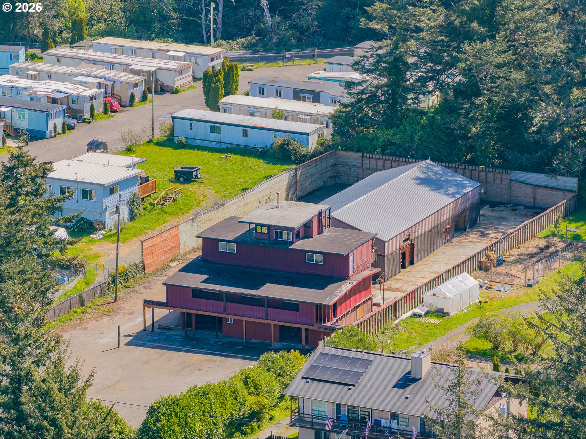 main property photo 15