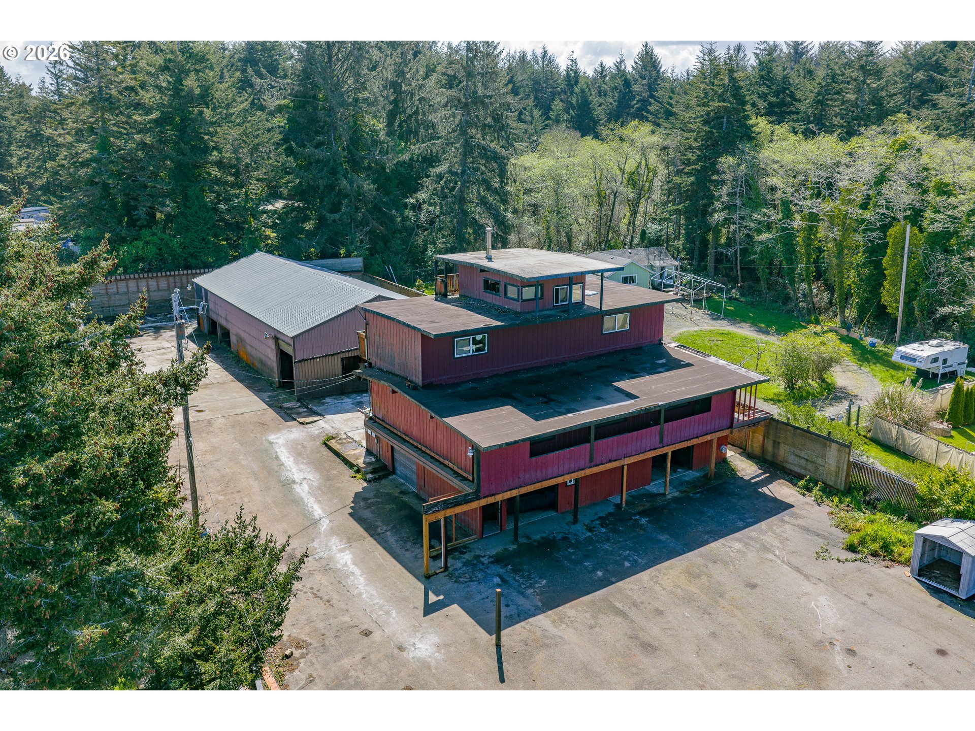 main property photo 36