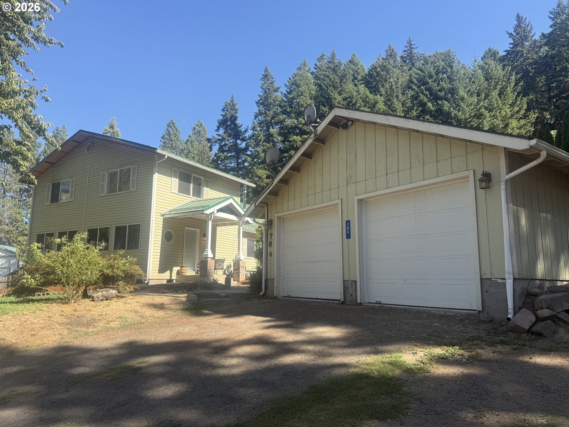 main property photo 8