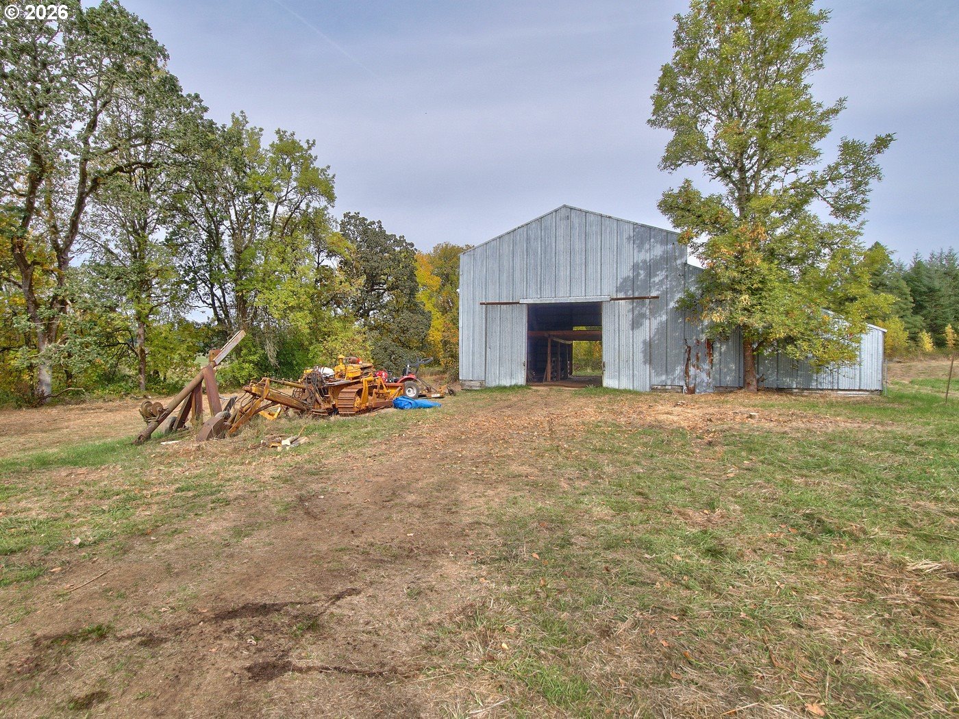 main property photo 41
