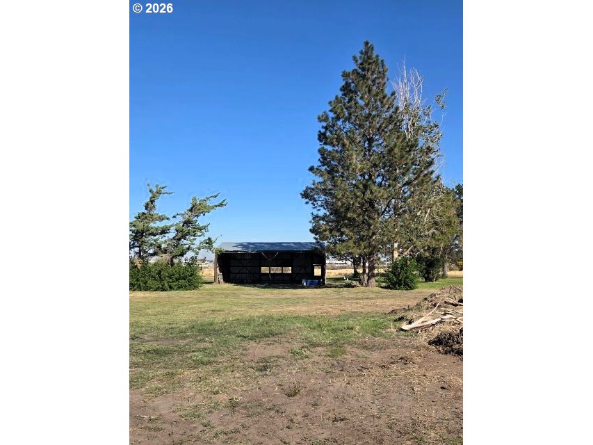 main property photo 18