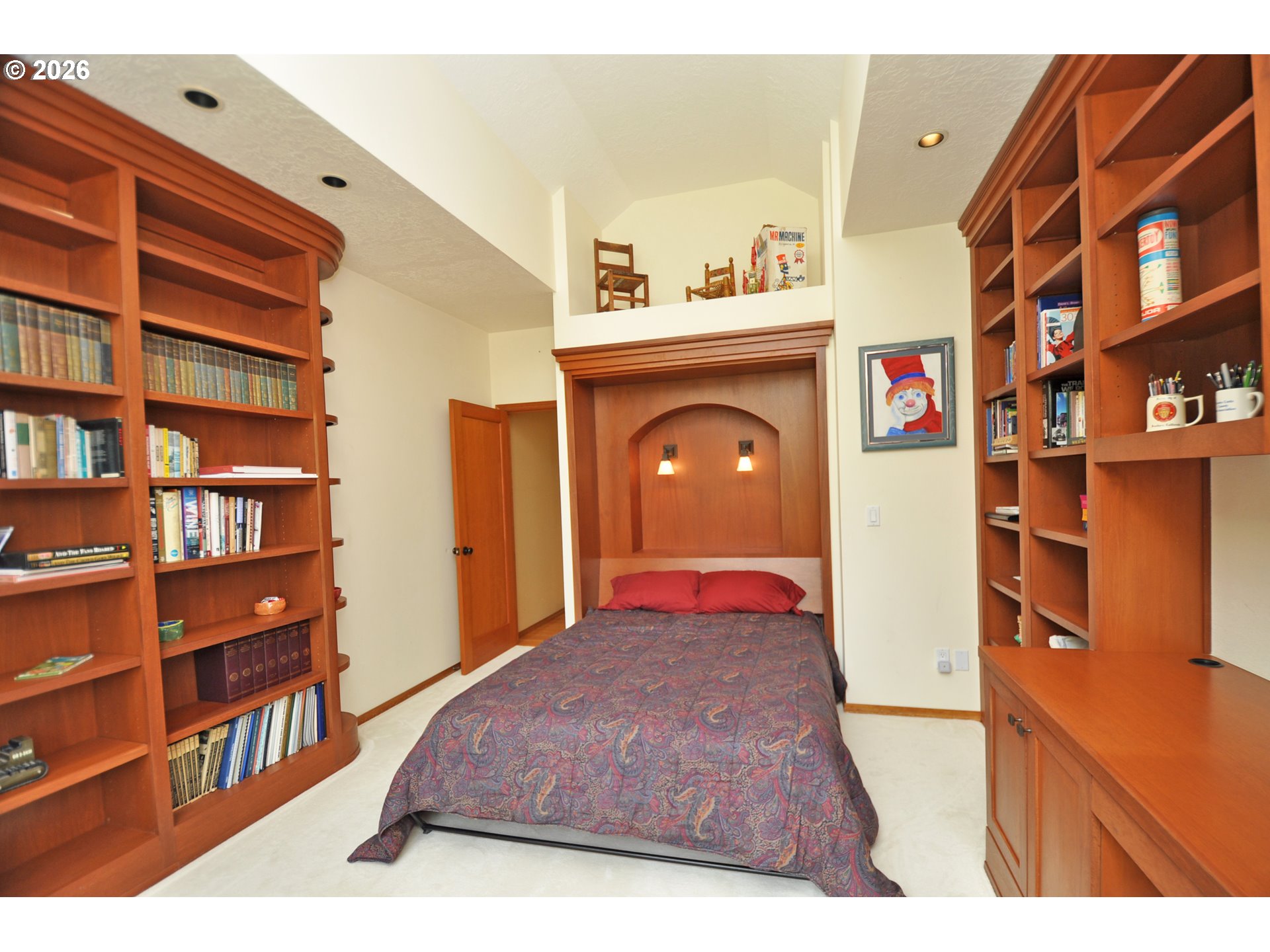 main property photo 18
