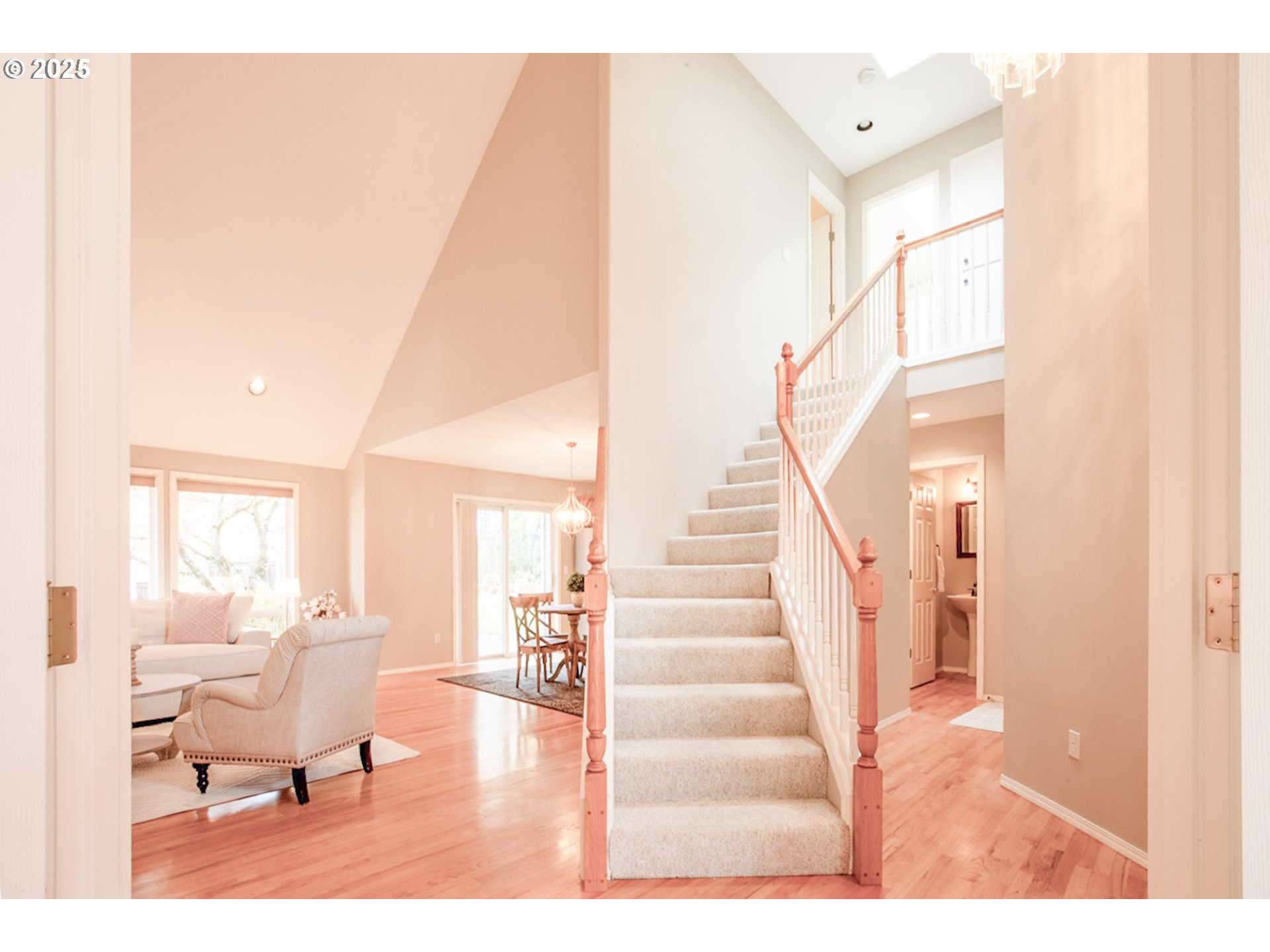 property viewer photo 1