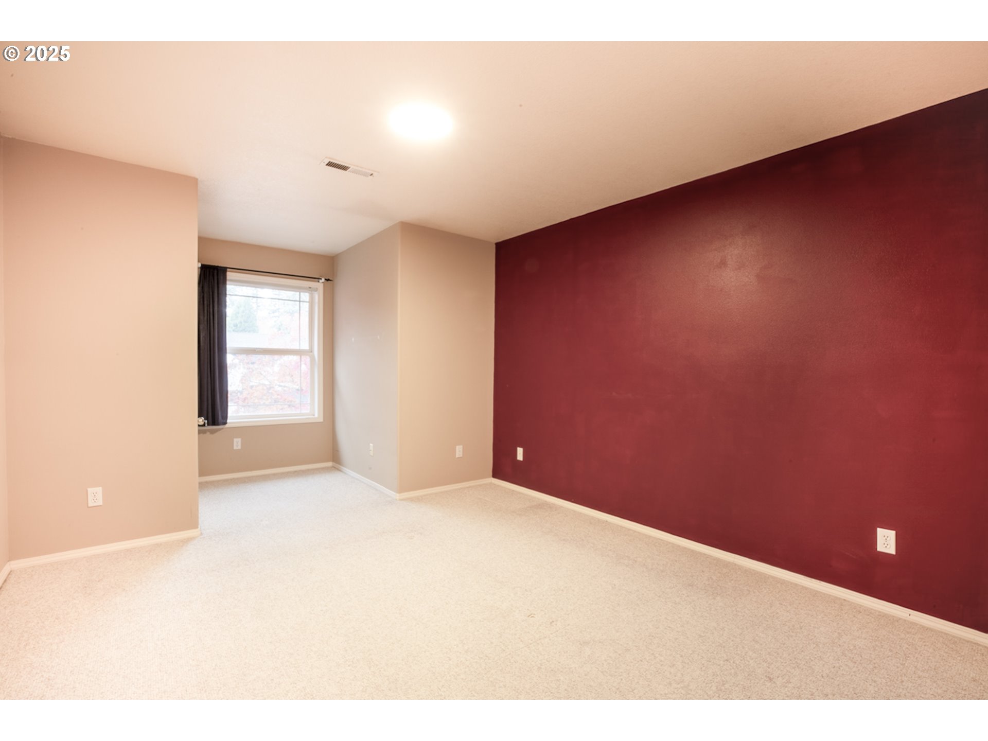 property viewer photo 17