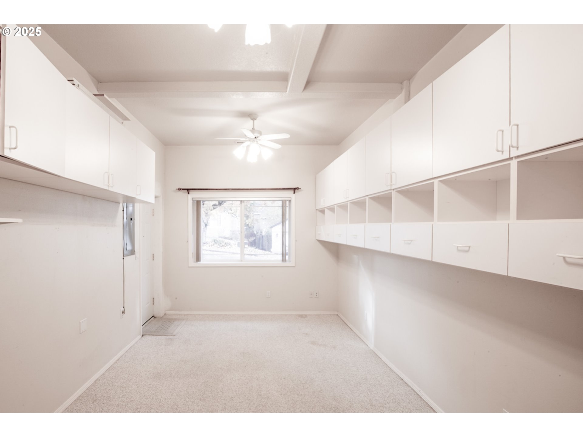 property viewer photo 20